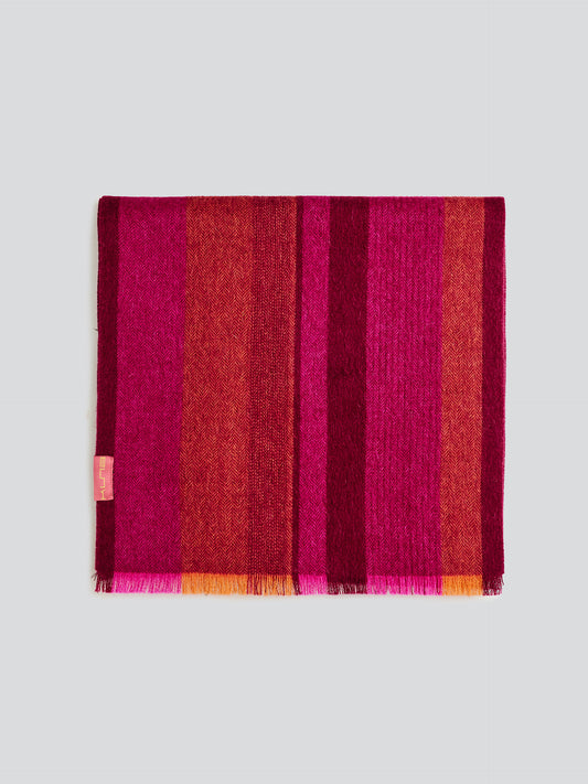 Valter Scarf Made of Baby Alpaca in Fuchsia Color
