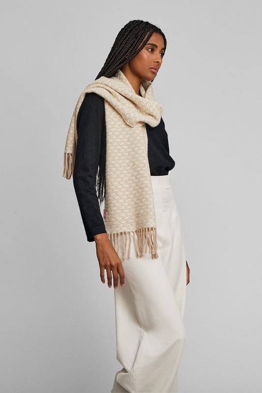 Wedeke Scarf