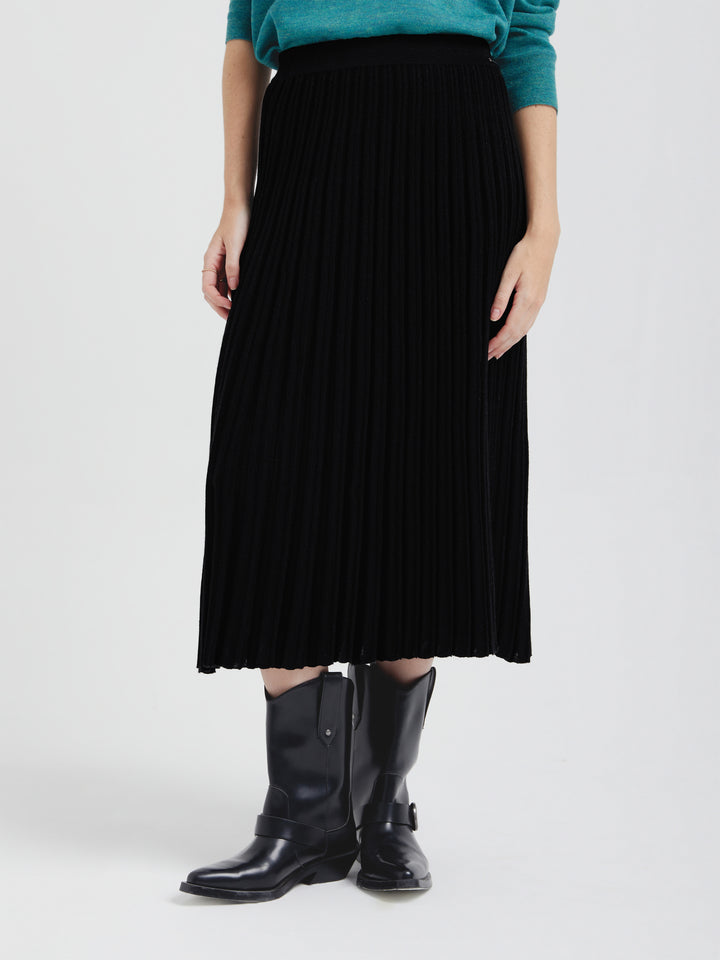 Black Vitae Skirt Baby Alpaca Color Black