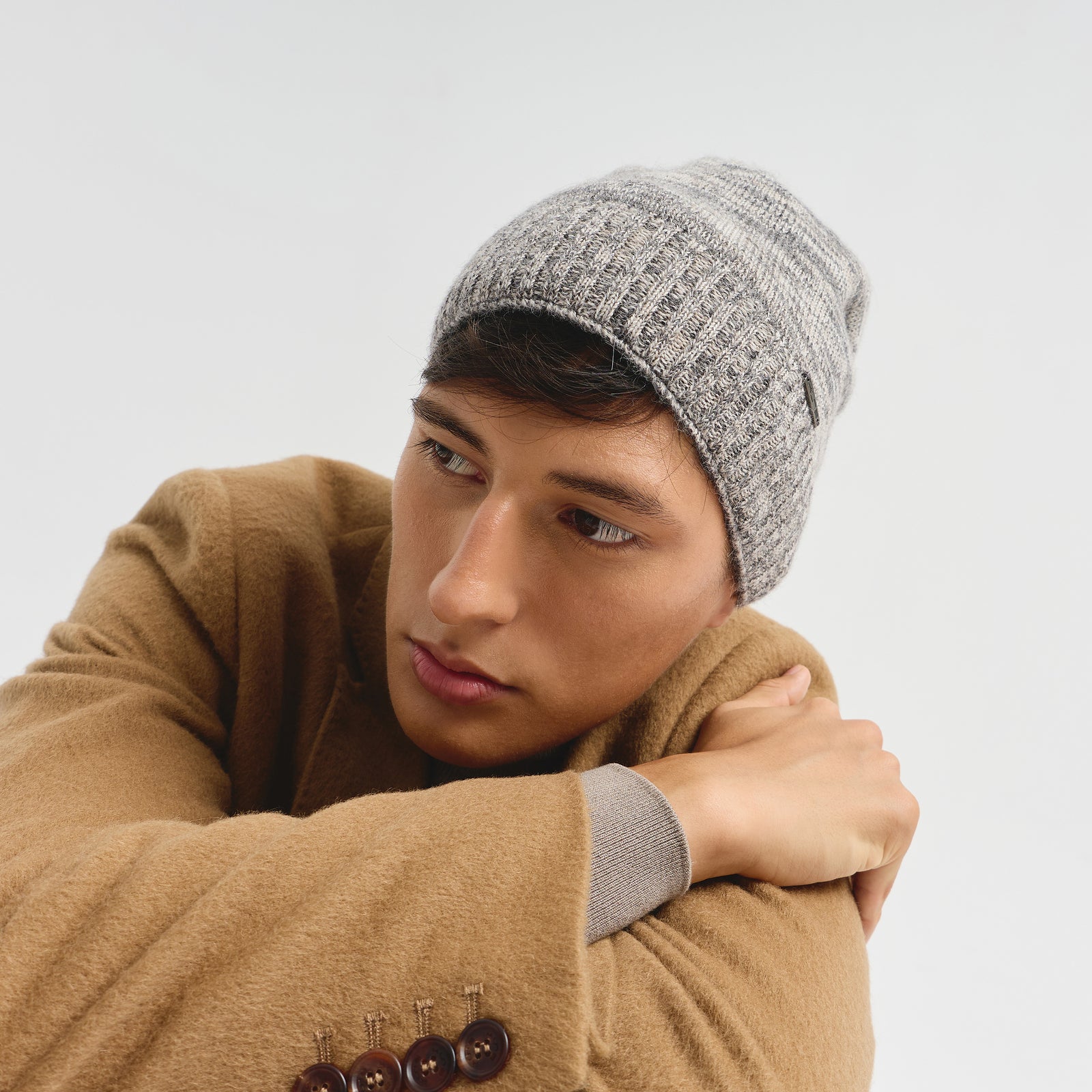 Gorro Crush De Baby Alpaca Color Gris