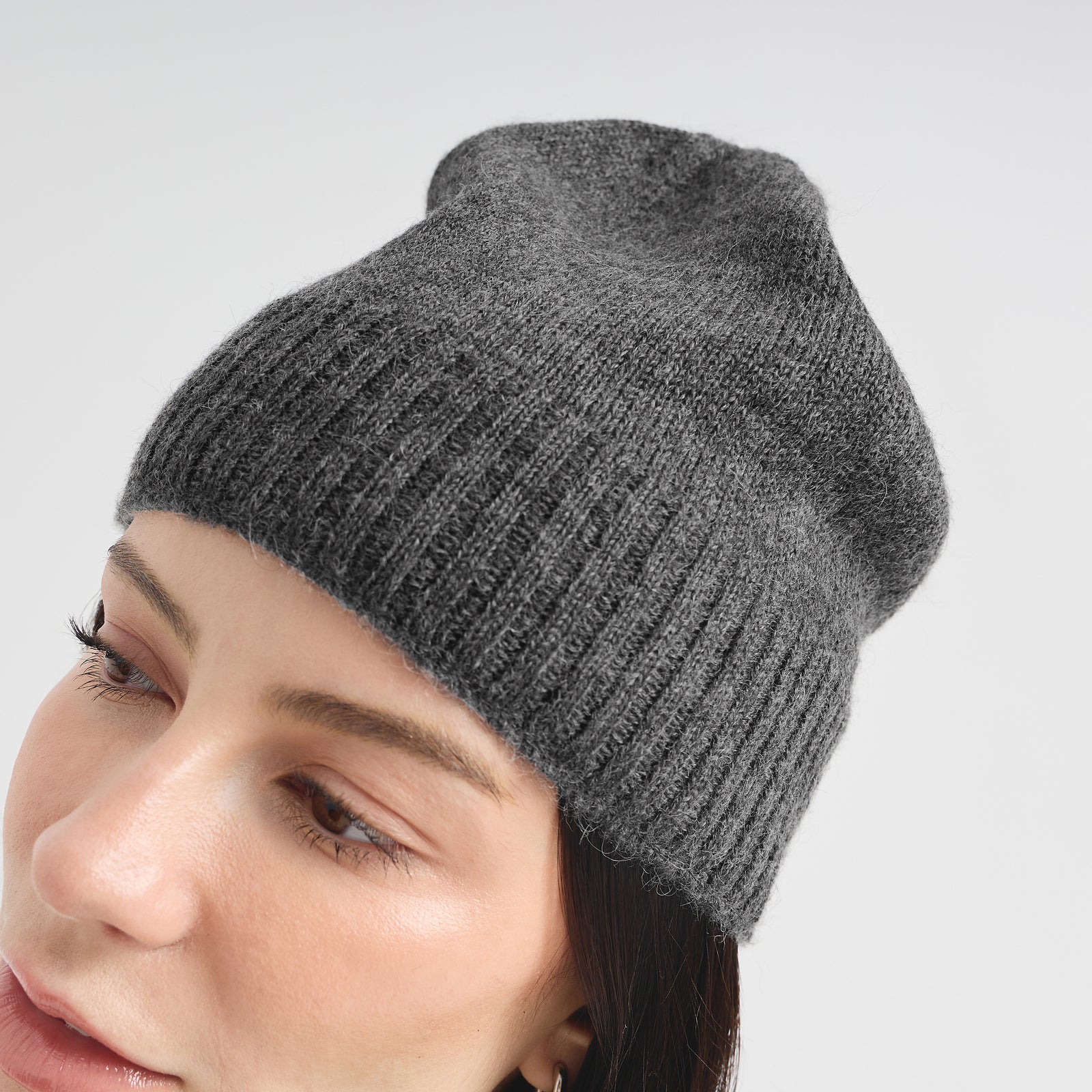 Gorro Crush De Baby Alpaca Color Gris