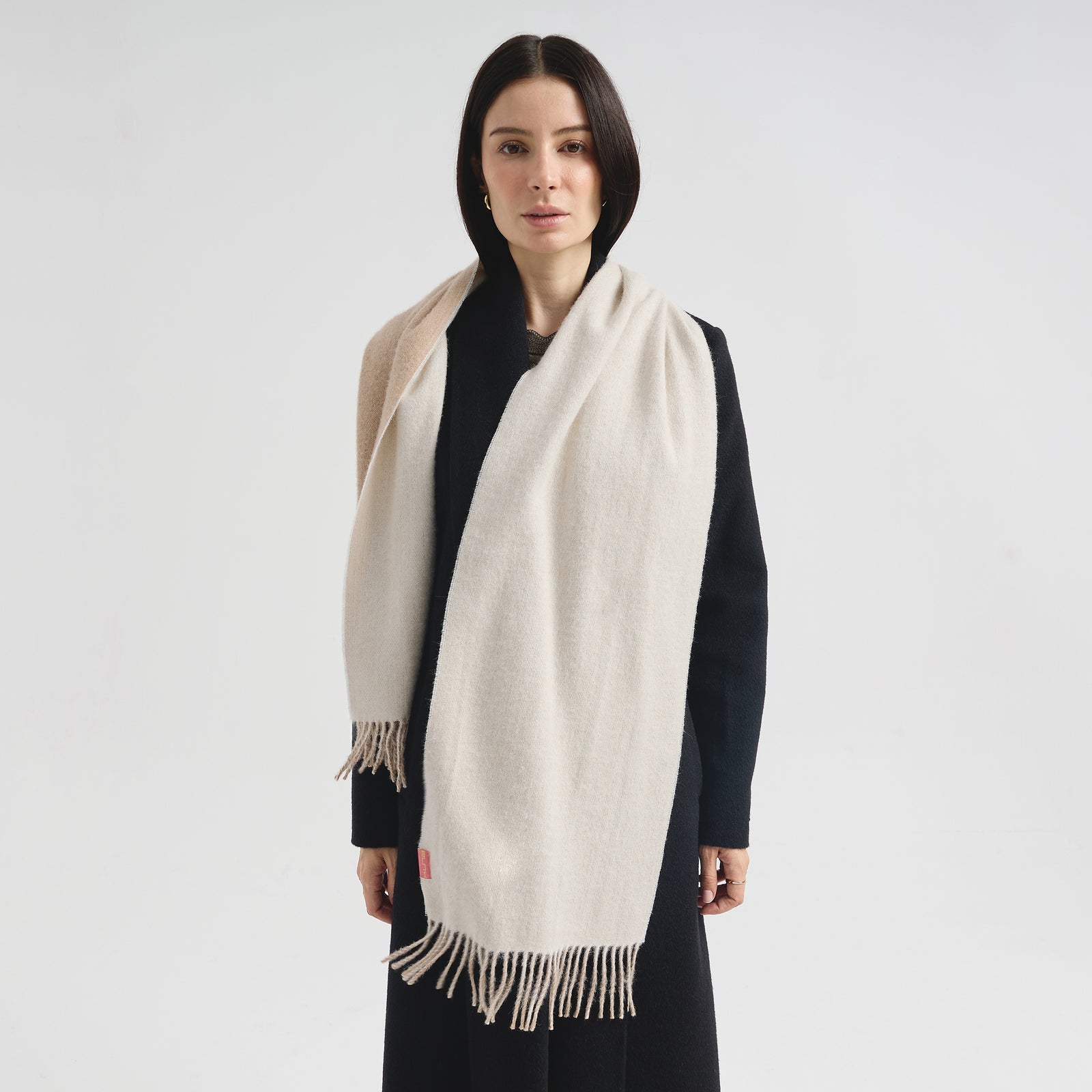 Chalina Tundra B De Baby Alpaca Color Beige