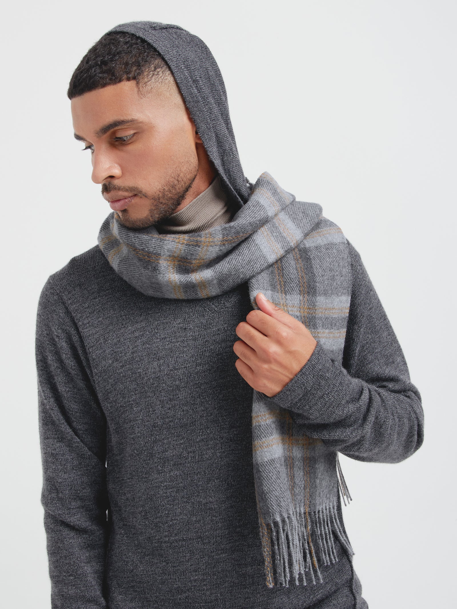 Chalina Catalan De Baby Alpaca Color Gris