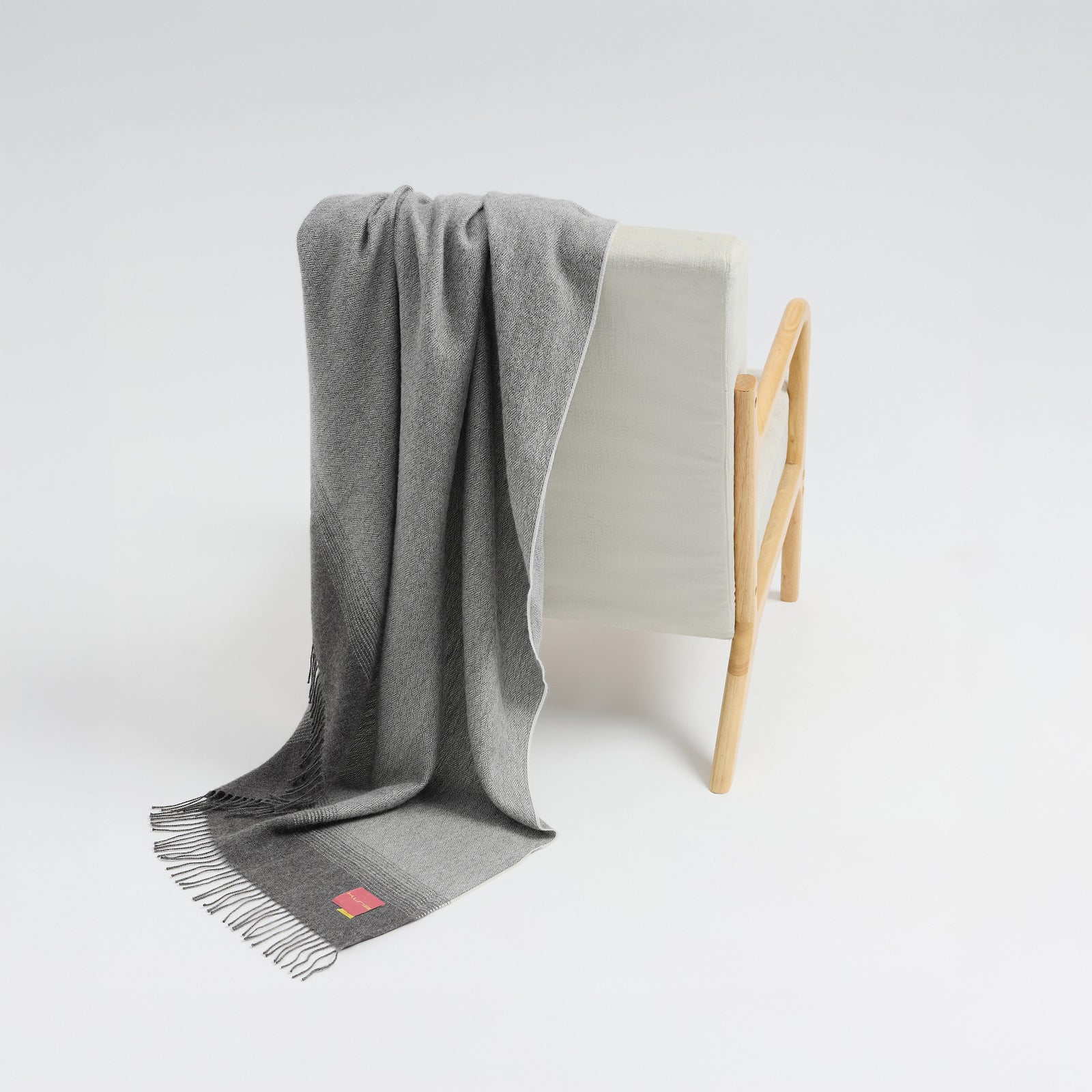 Manta Colca De Baby Alpaca Color Gris