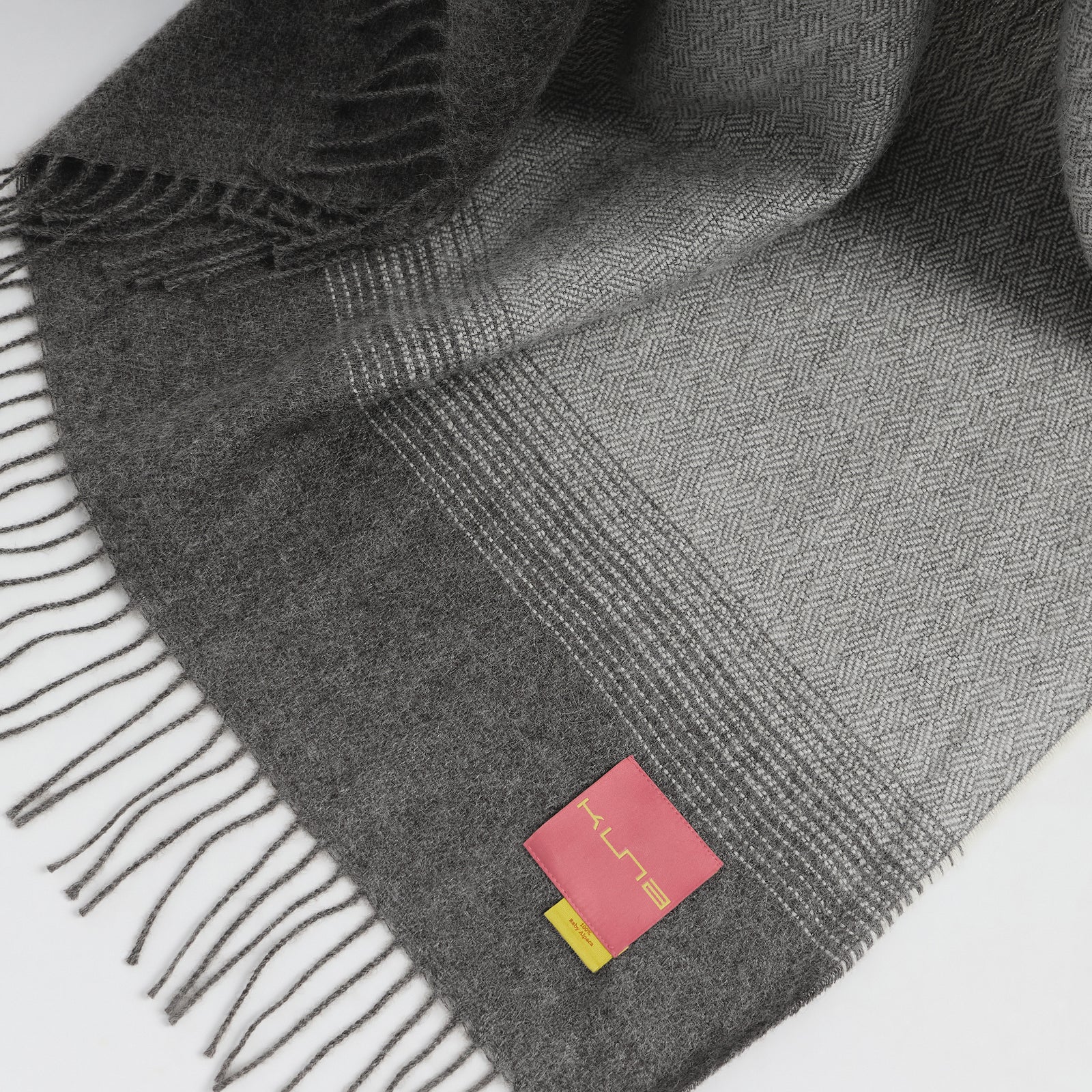 Manta Colca De Baby Alpaca Color Gris