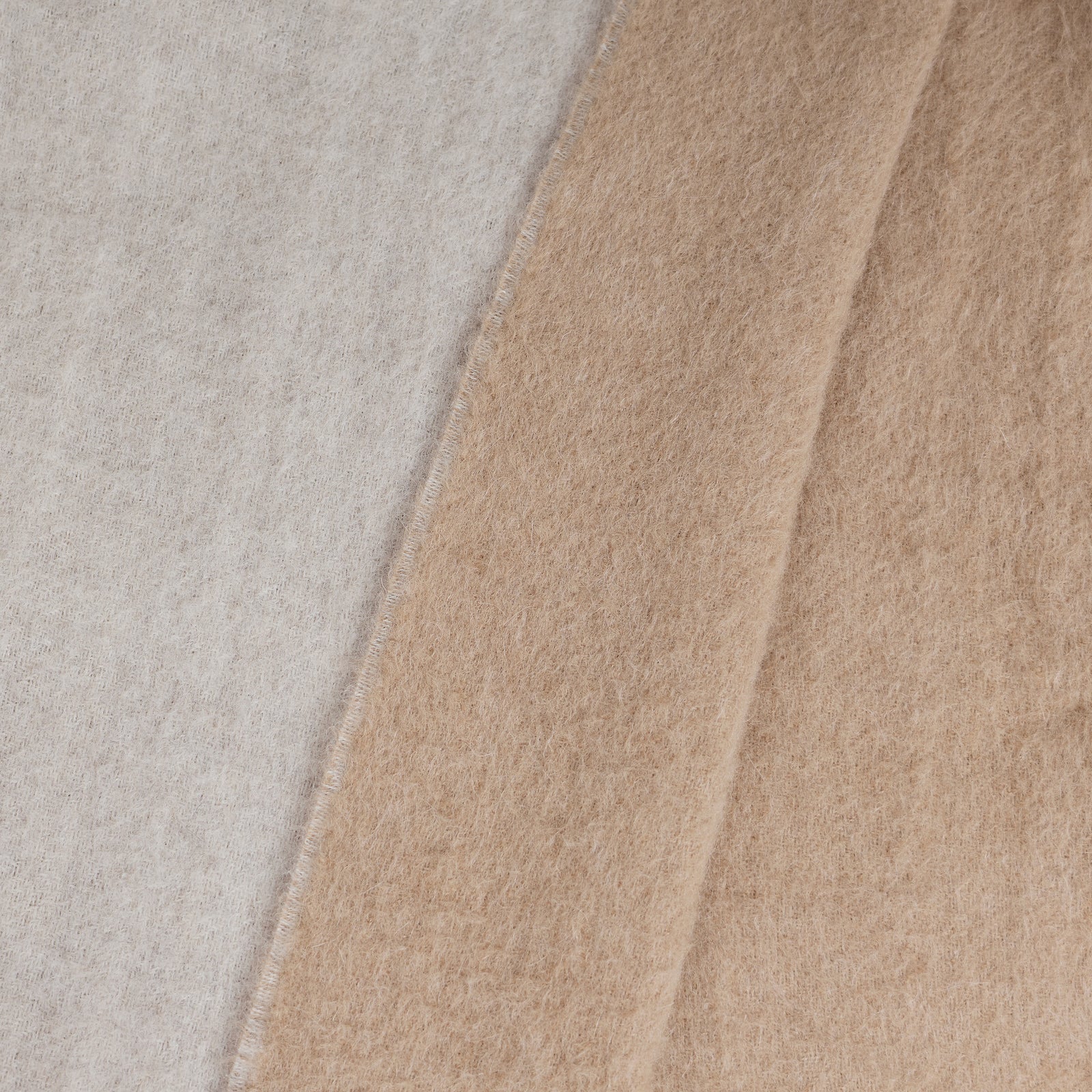 Manta Cordoba De Baby Alpaca Color Camel