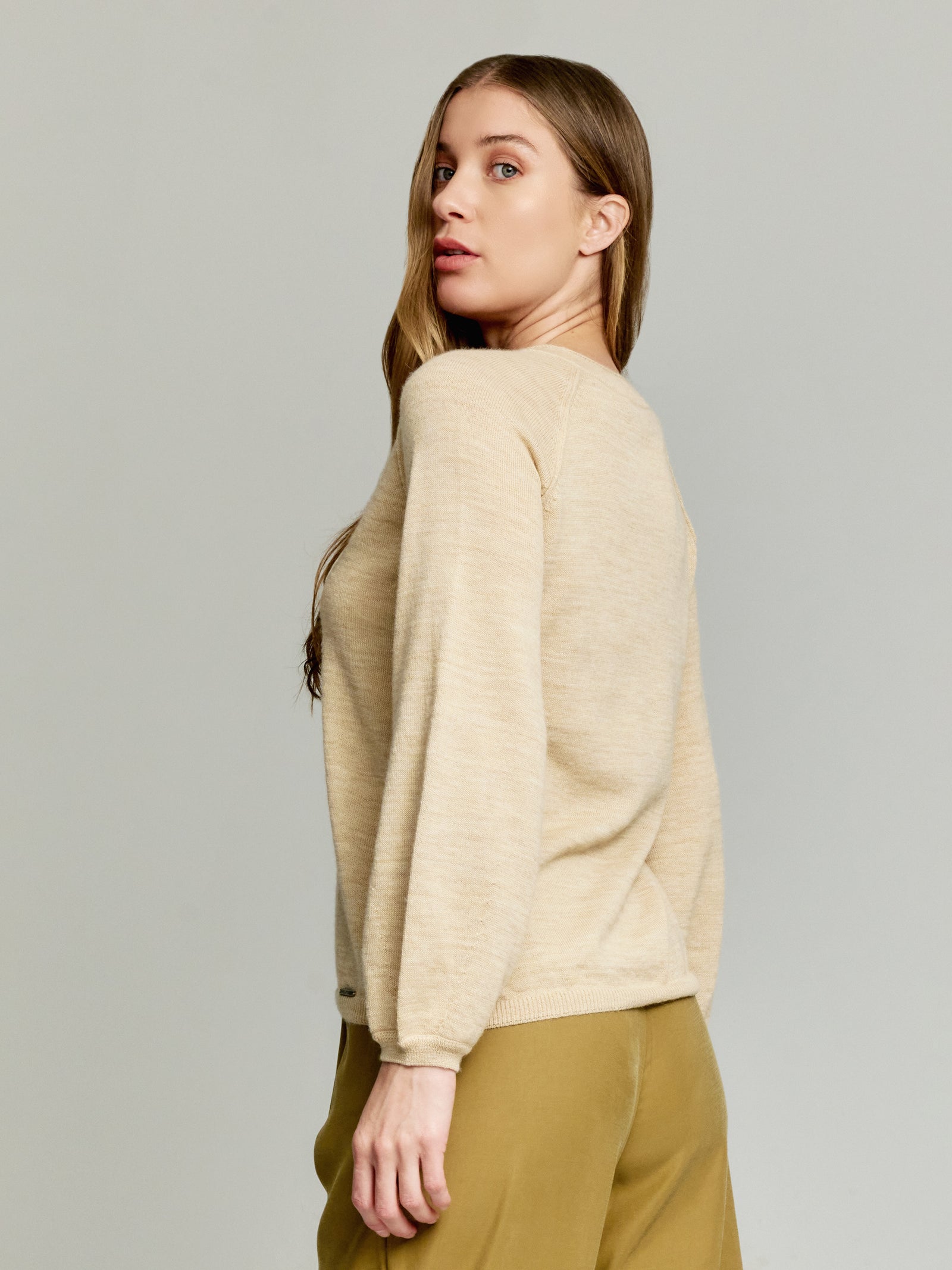 Suéter Yanela De Baby Alpaca Color Beige