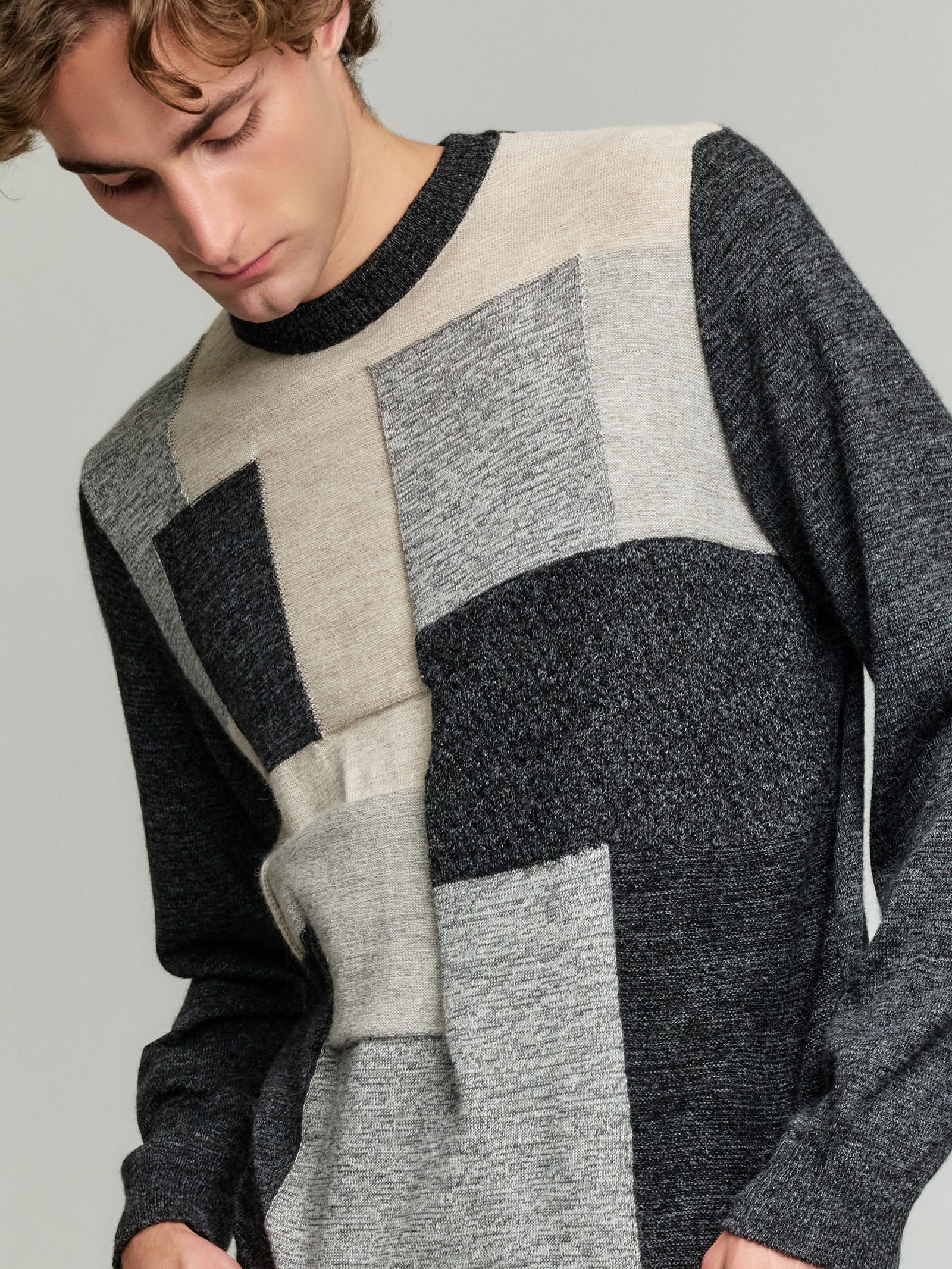 Yonatan Baby Alpaca Sweater in Grey
