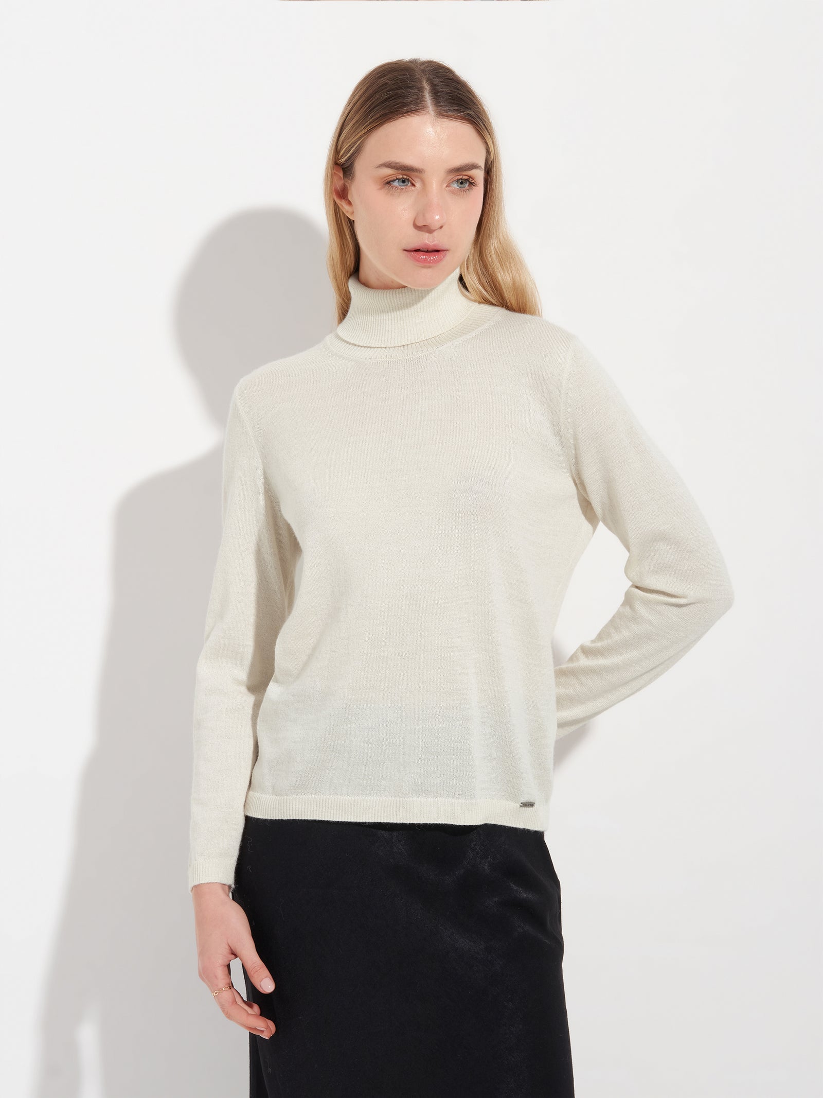 Amber White Sweater Baby Alpaca Color White