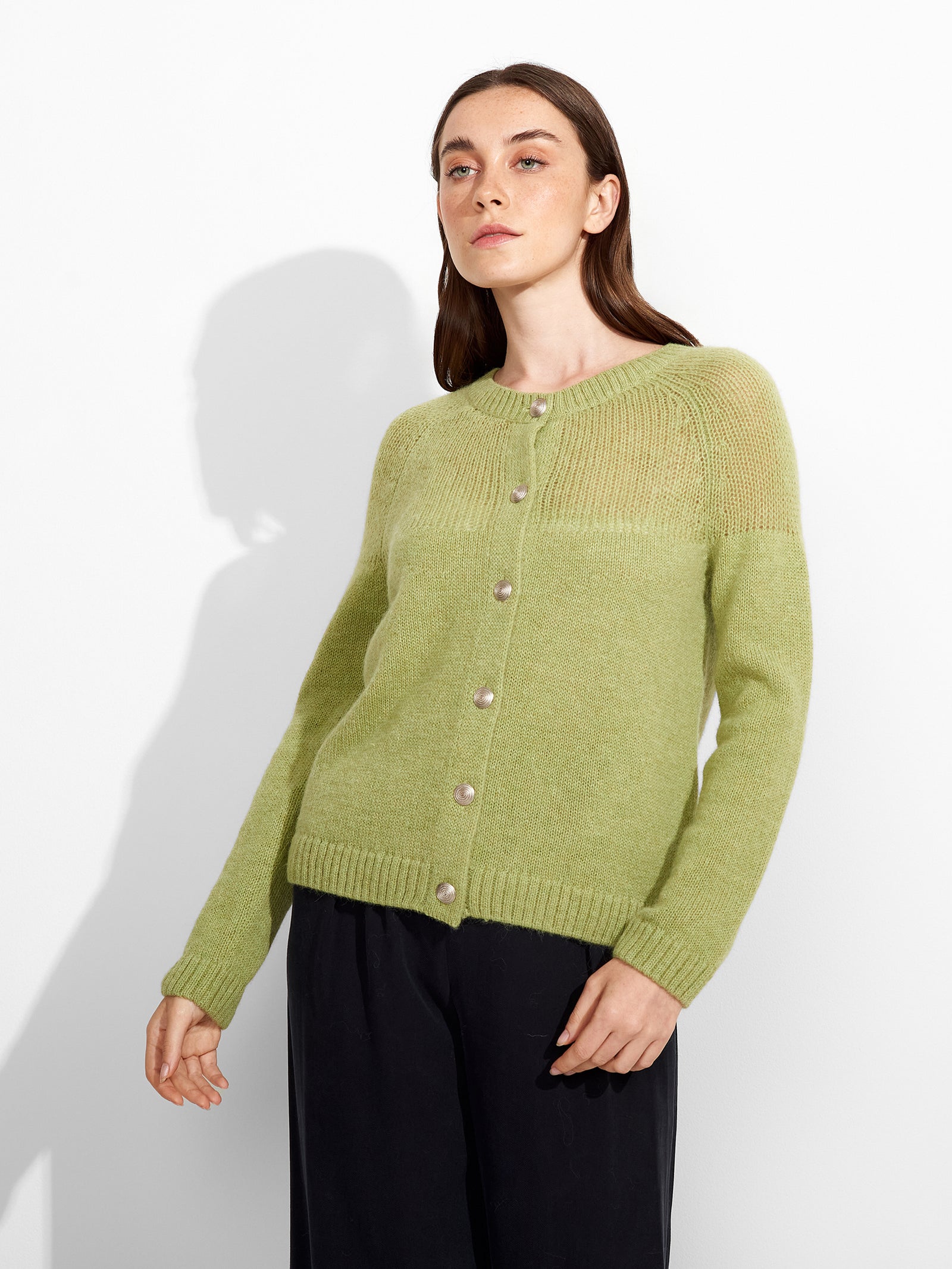 Cárdigan Zabine De Baby Alpaca Color Verde