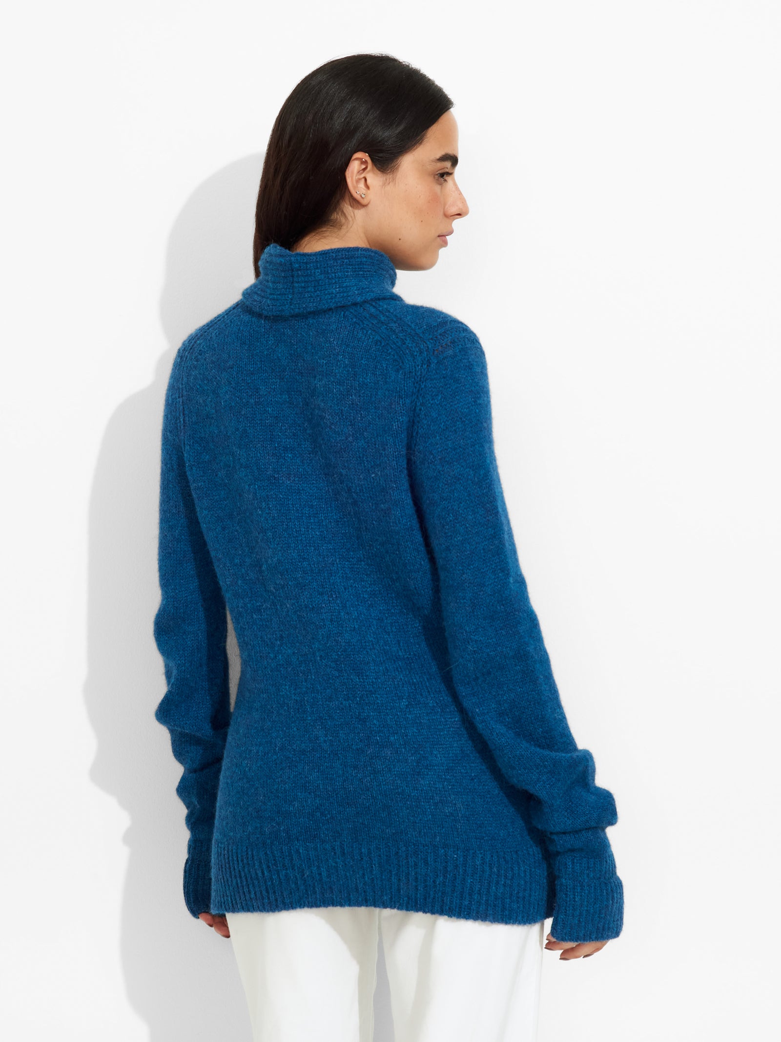 Zero Baby Alpaca Sweater in Blue