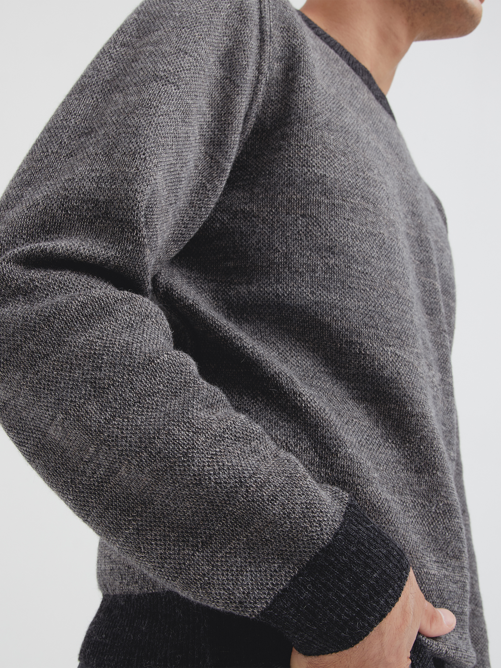 Christian Sweater In Gray Baby Alpaca Color Grey