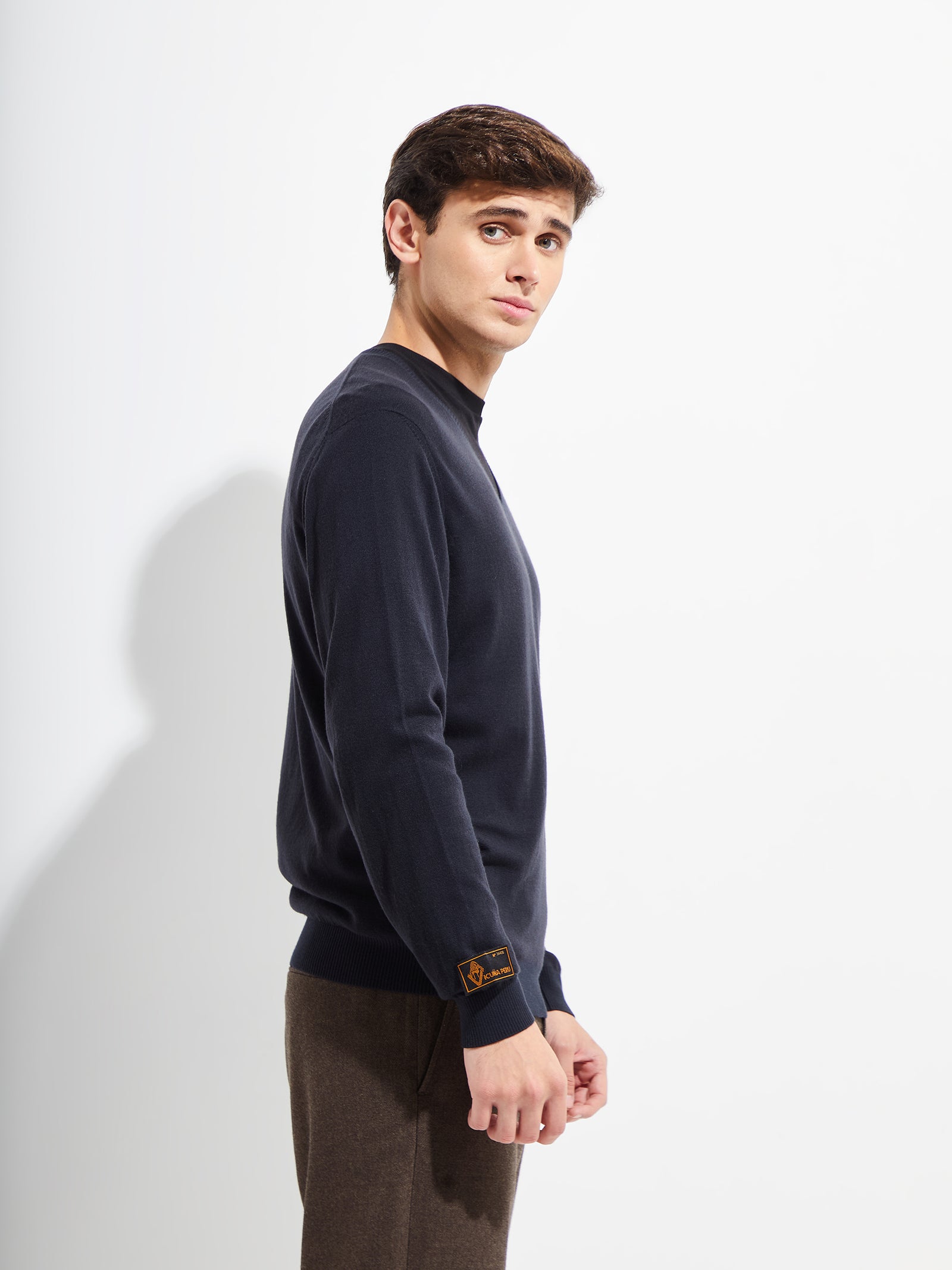 Brian De Blue Sweater Vicuña Color Blue