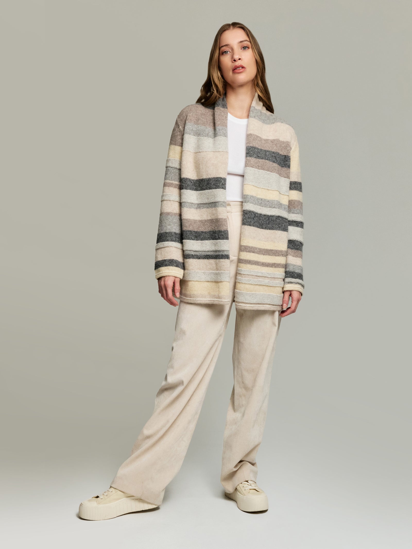 Yesterday Beige Baby Alpaca Cardigan