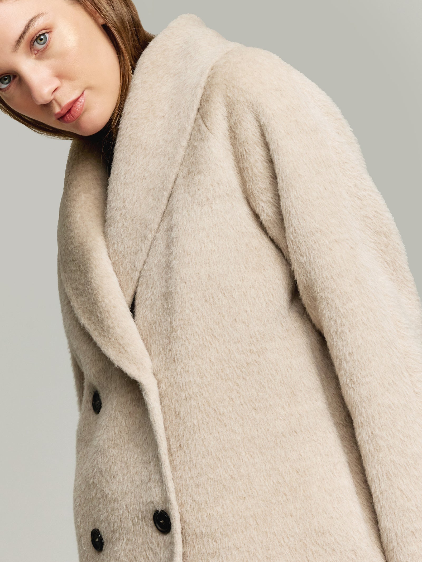Saco Yvanka De Alpaca Suri Color Beige