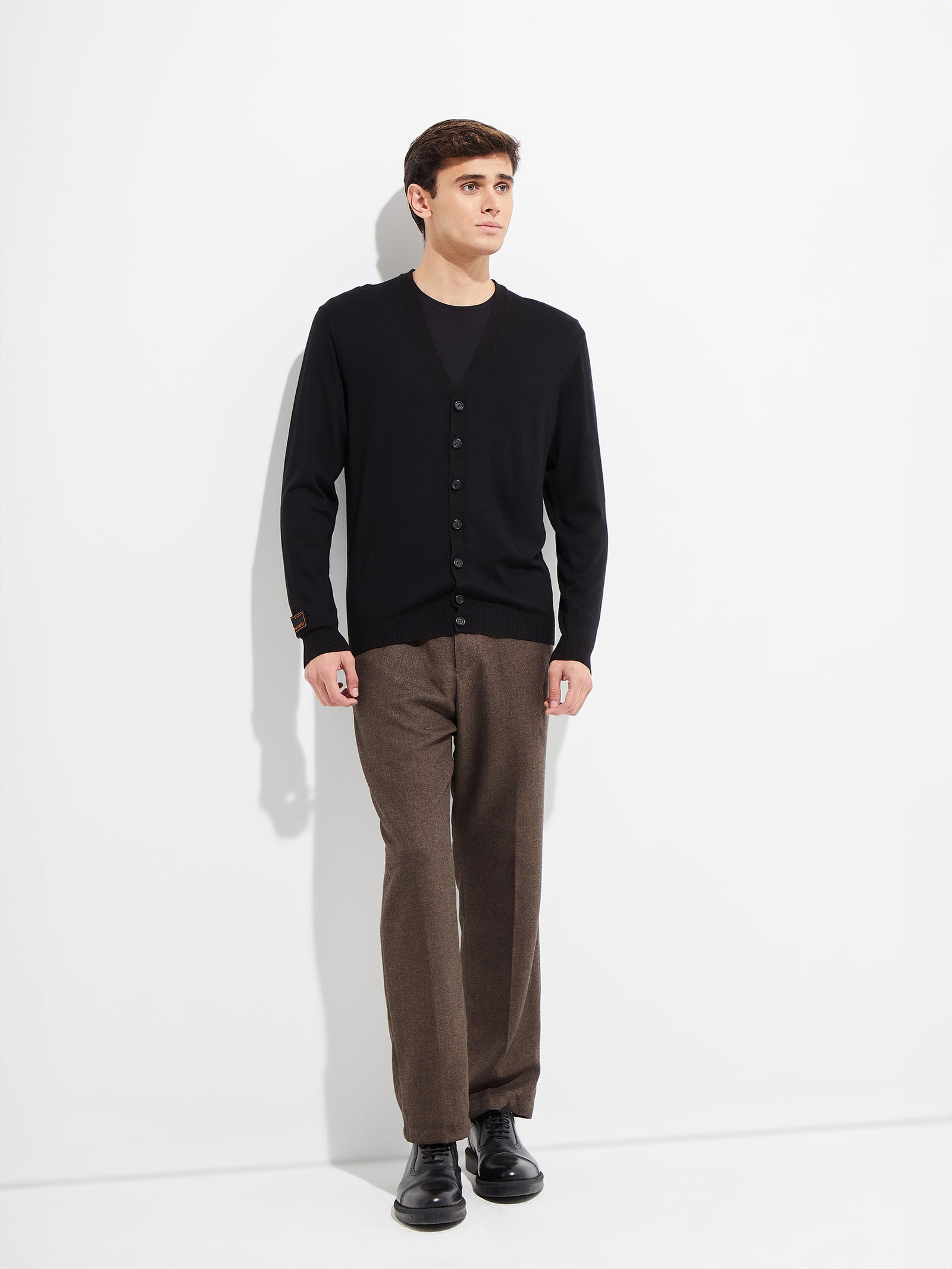 Bernard De Vicuña Cardigan in Black