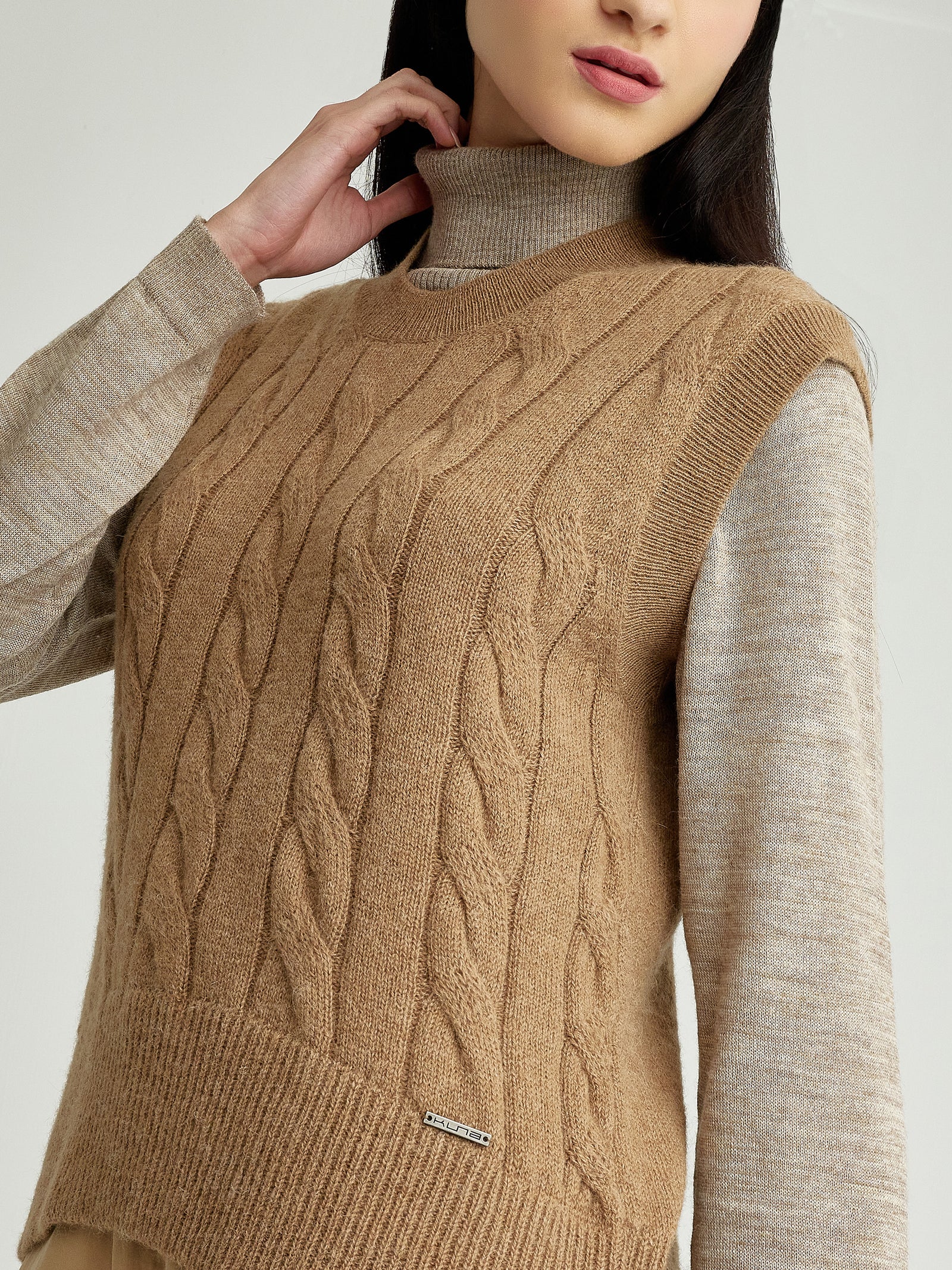 Yessica Baby Alpaca Vest Camel Color