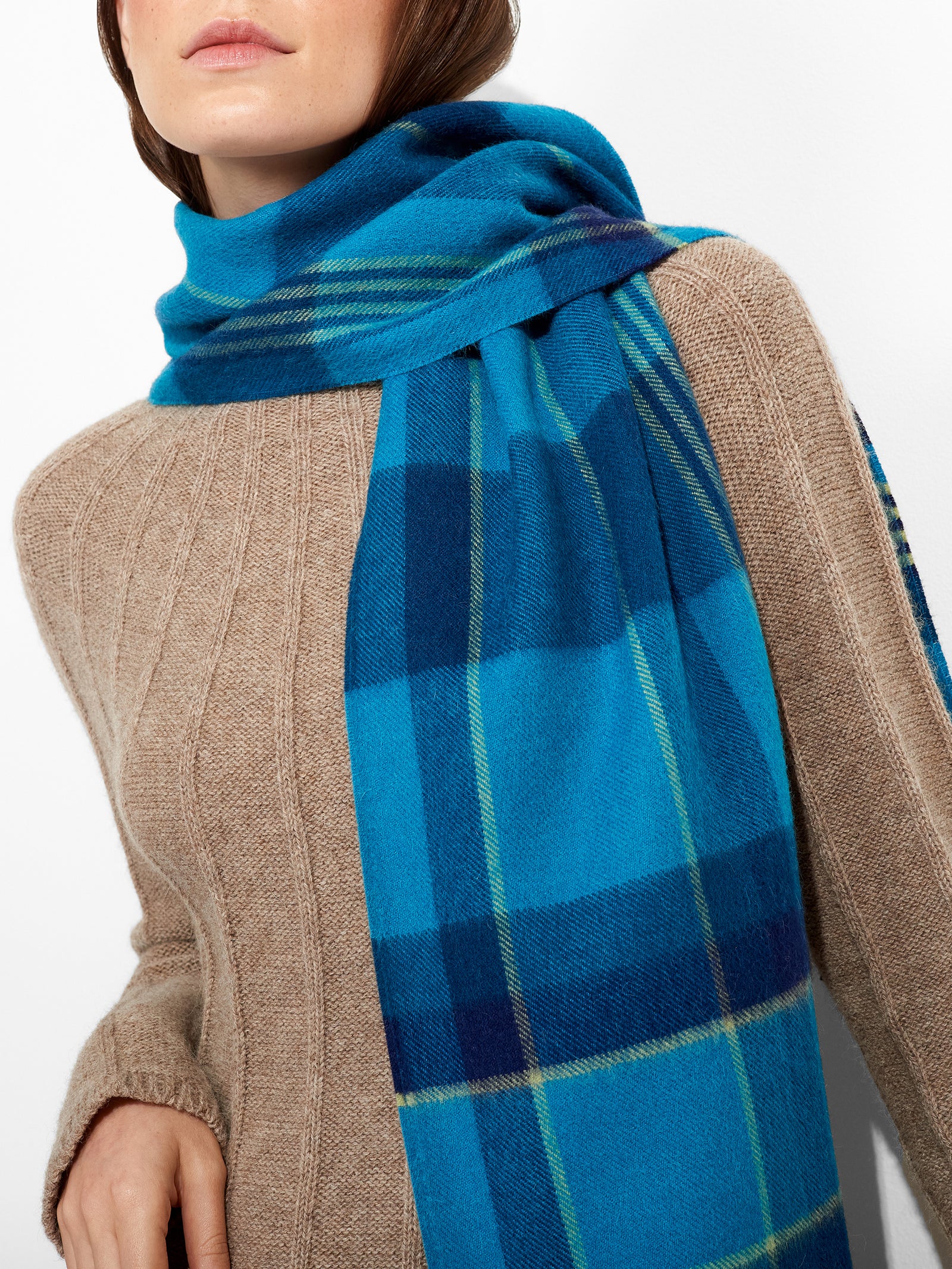 Chalina Ratti De Baby Alpaca Color Azul