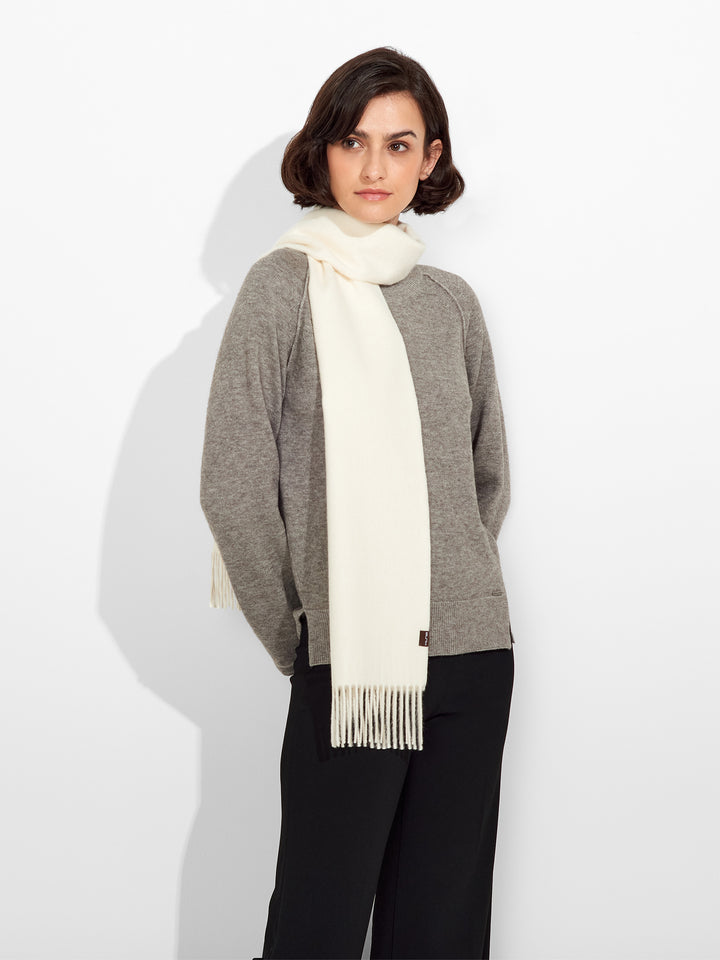 Royal Alpaca White Scarf