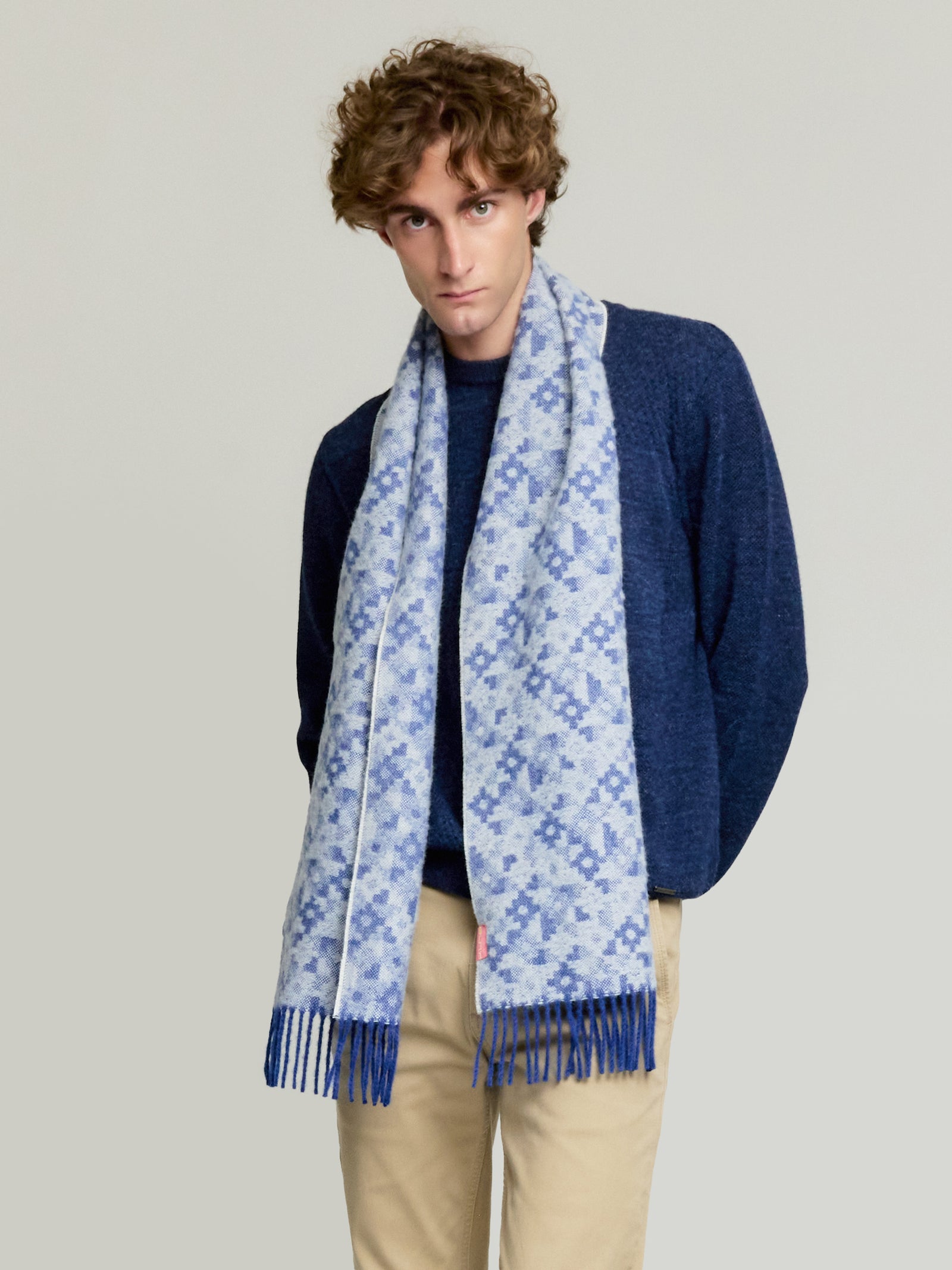 Yldis Scarf Made of Baby Alpaca in Blue