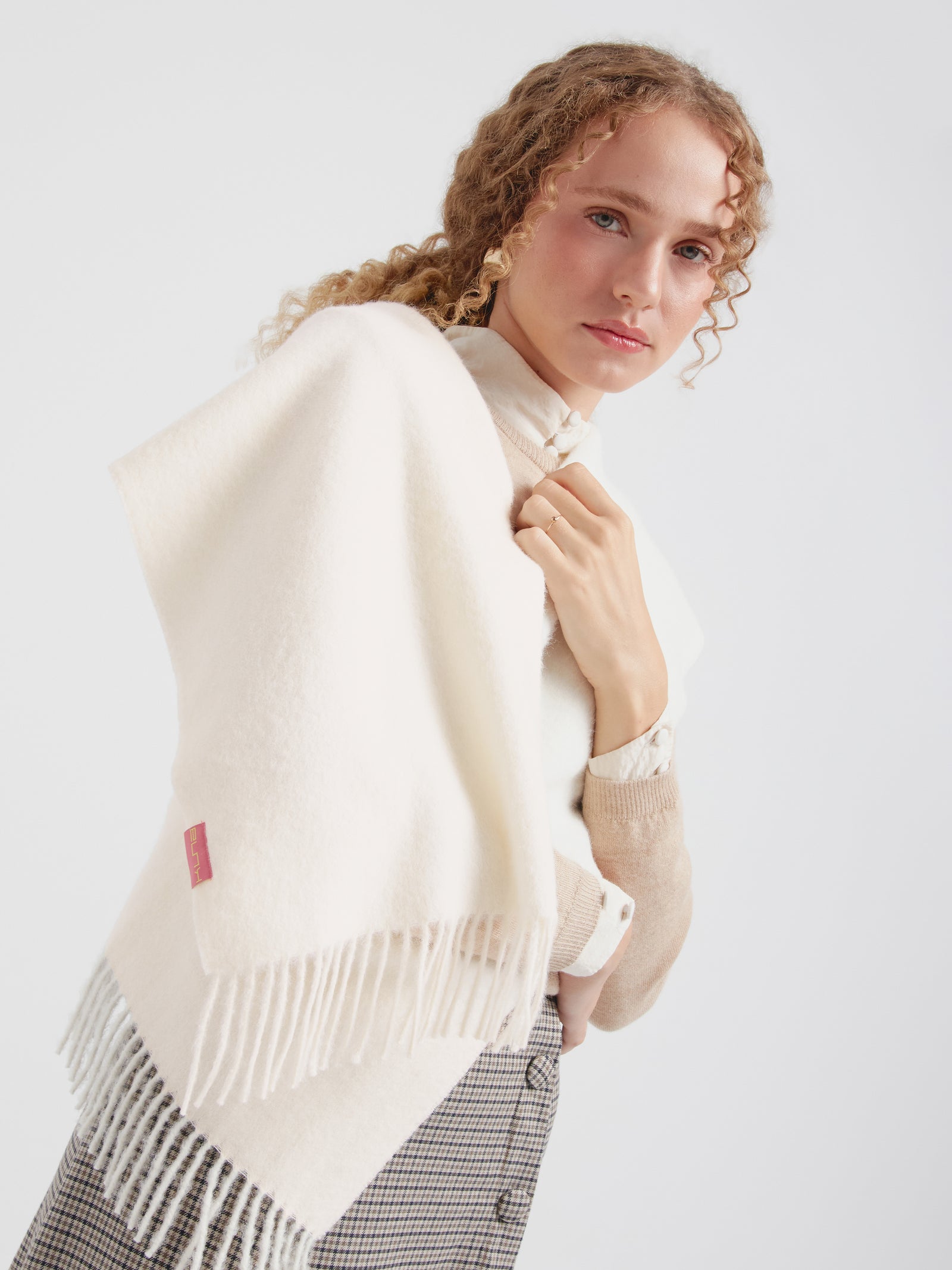 Chalina Recreo De Baby Alpaca Color Ecru