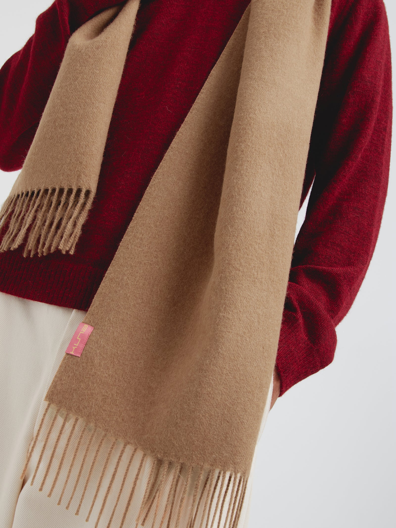 Chalina Recreo De Baby Alpaca Color Camel