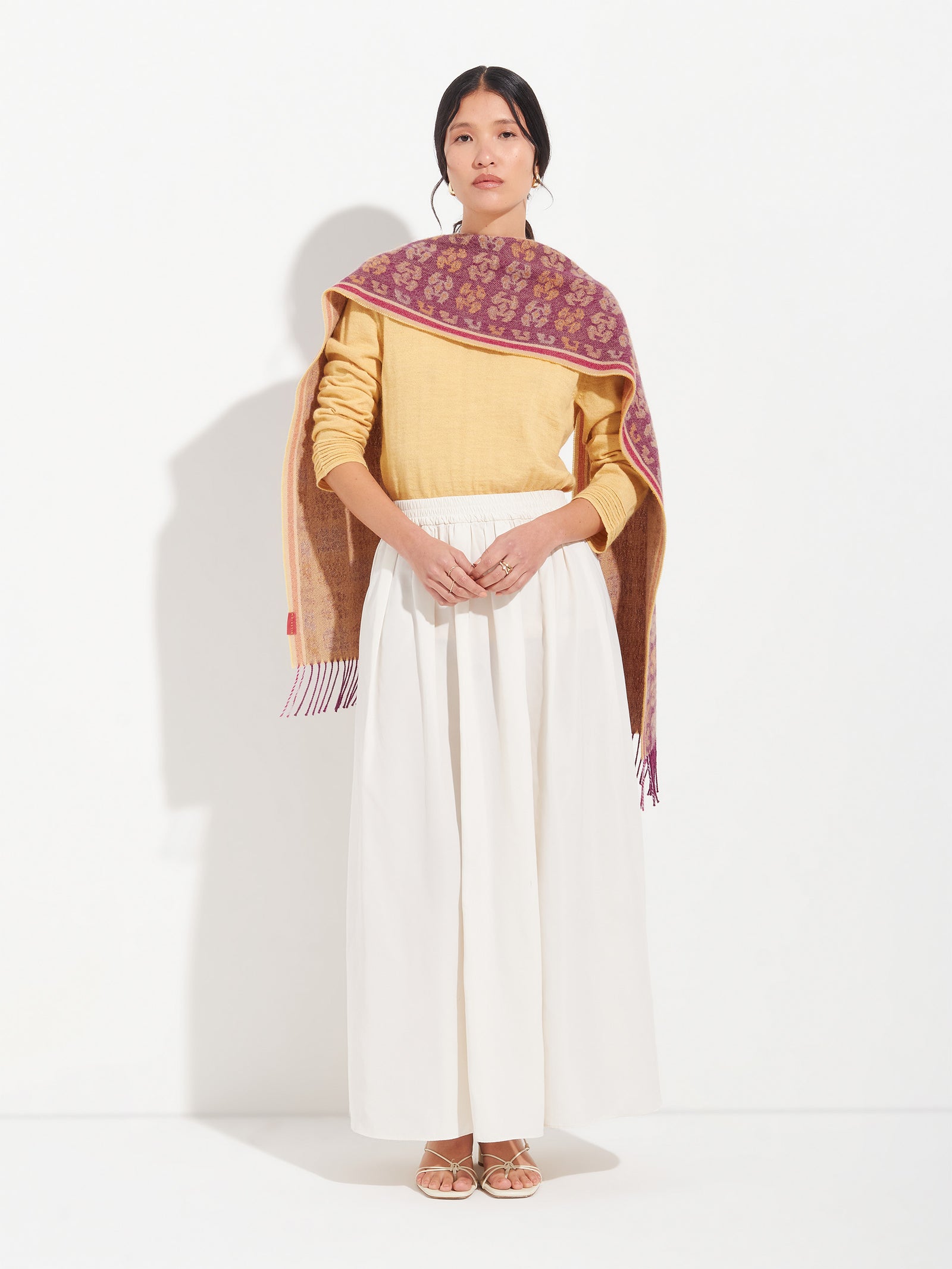 Chalina Chancay - 36 De Baby Alpaca Color Fucsia