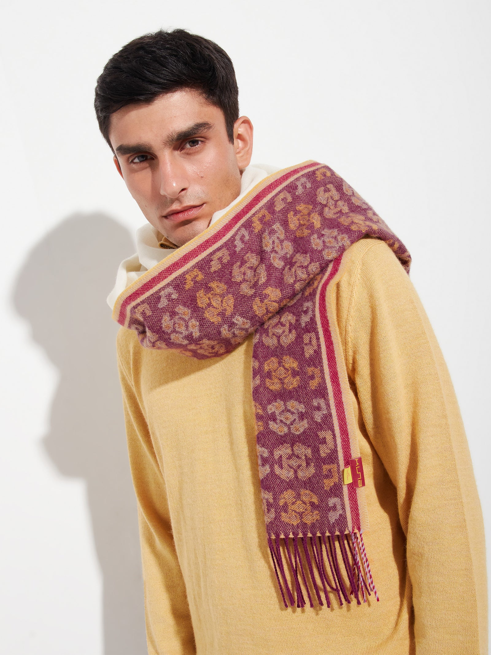 Chalina Chancay - 36 De Baby Alpaca Color Fucsia