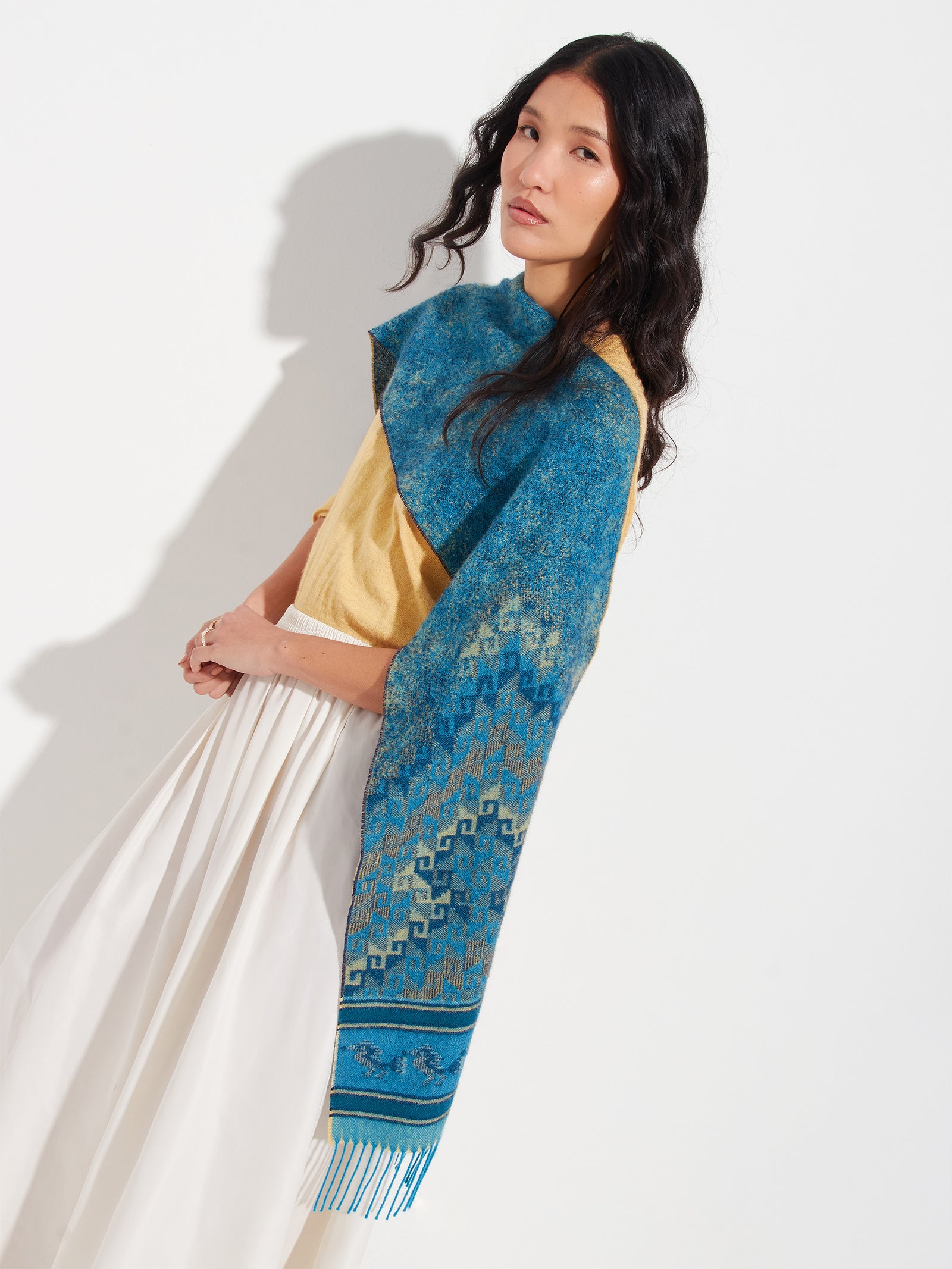 Chalina Chancay - 37 De Baby Alpaca Color Azul