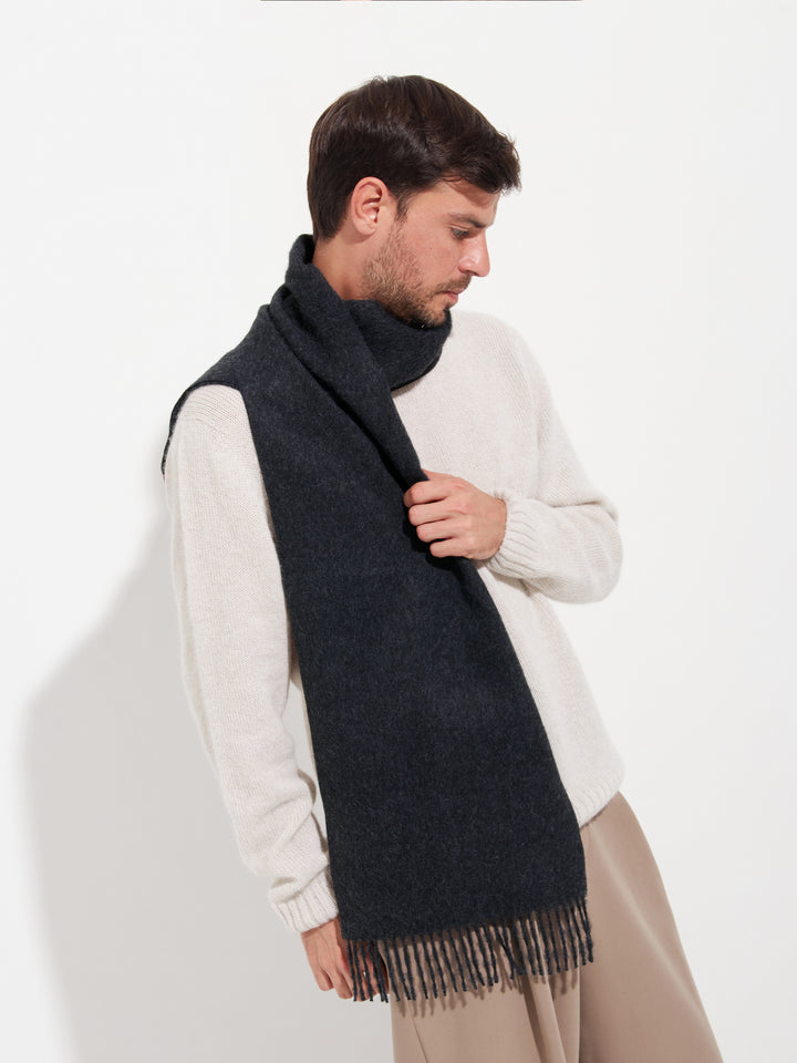 Adrian Scarf