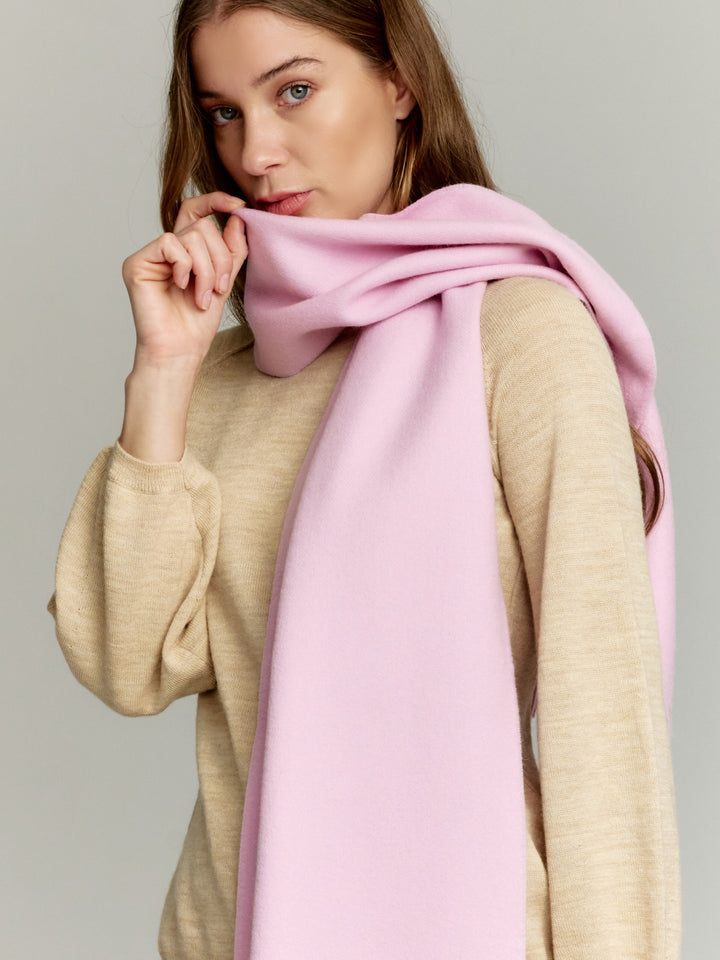 Adrian De Baby Alpaca Pink Scarf