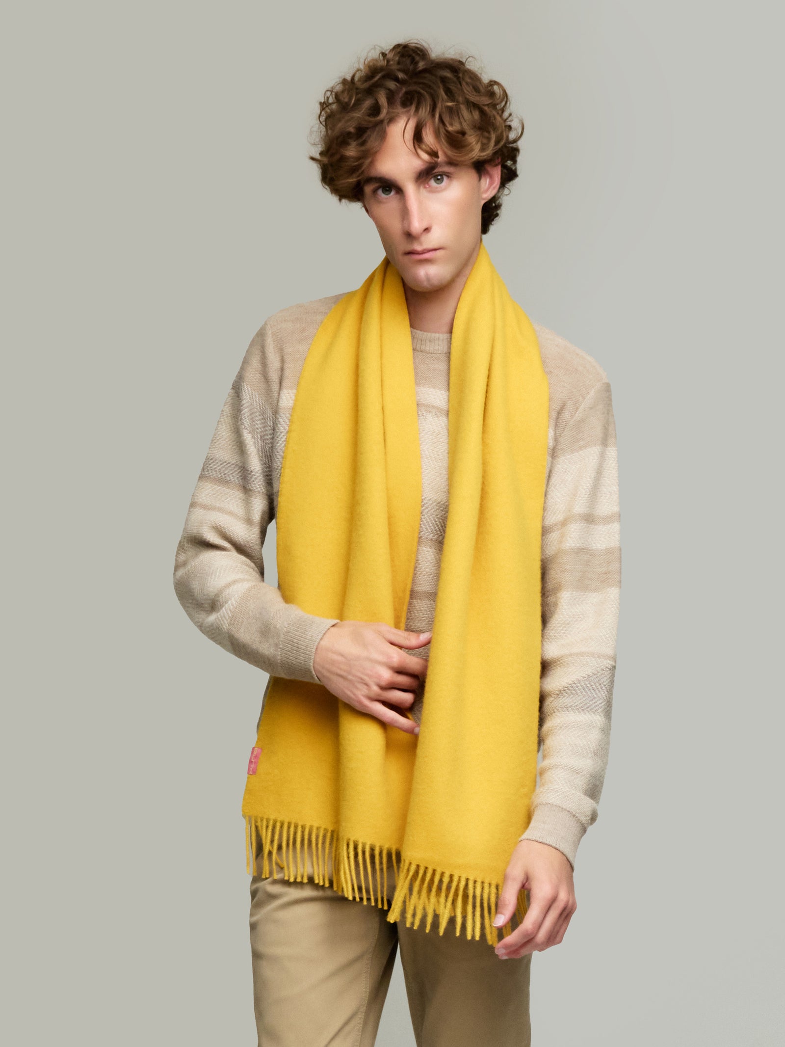 Chalina Adrian De Baby Alpaca Color Amarillo