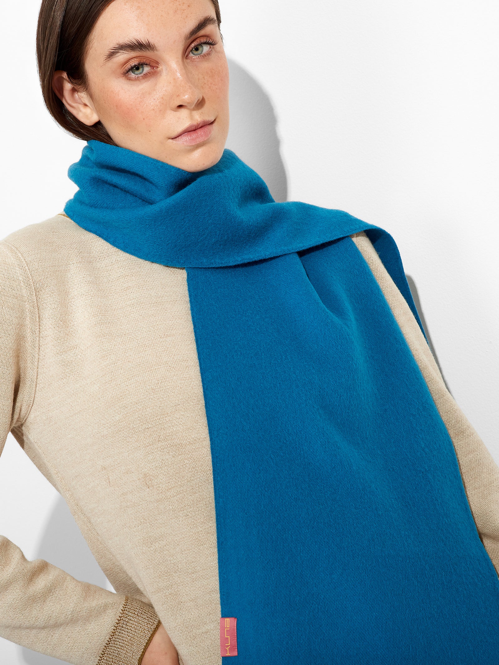 Chalina Adrian De Baby Alpaca Color Turquesa