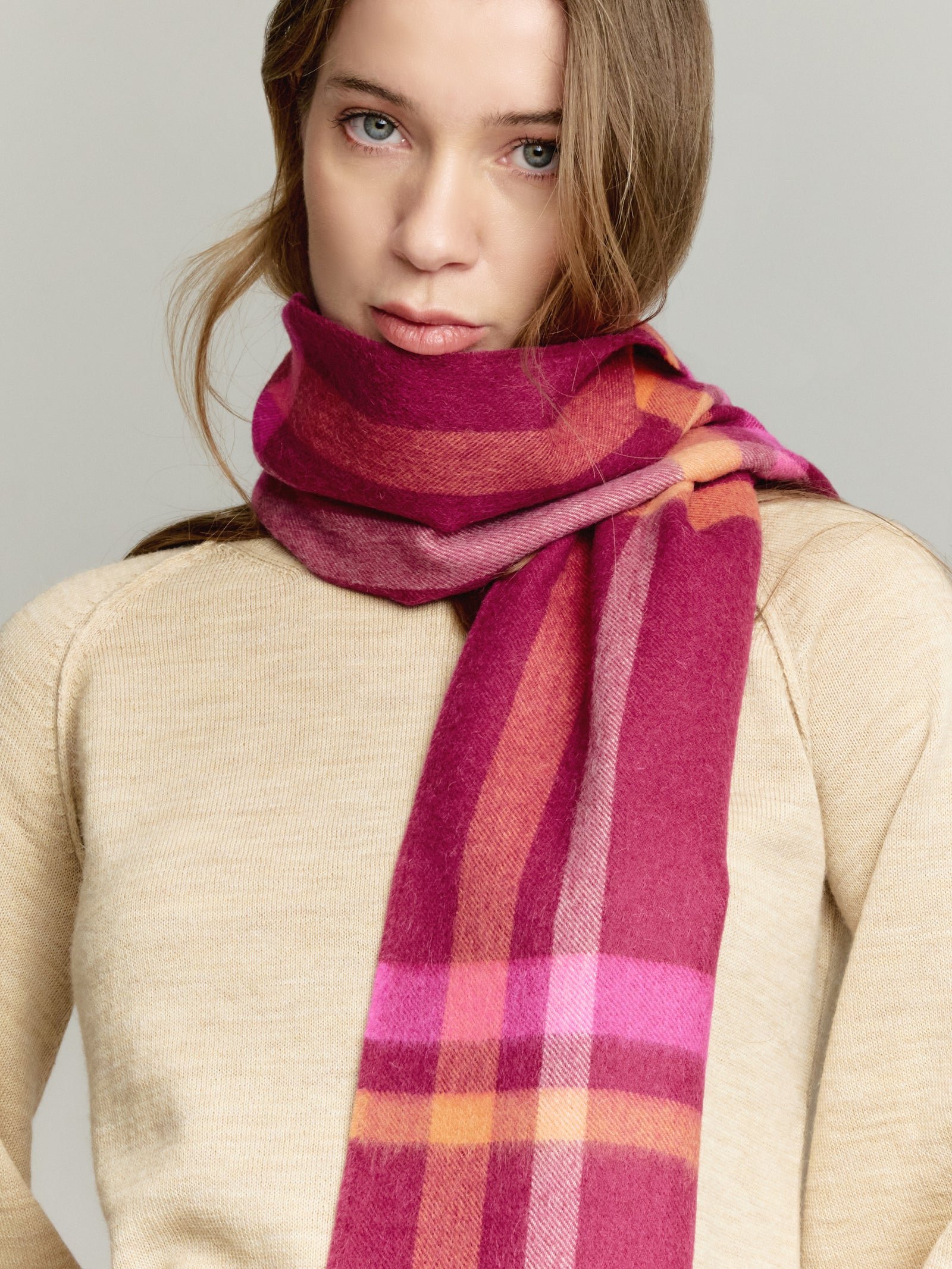 Vallejos Baby Alpaca Scarf in Cherry Color