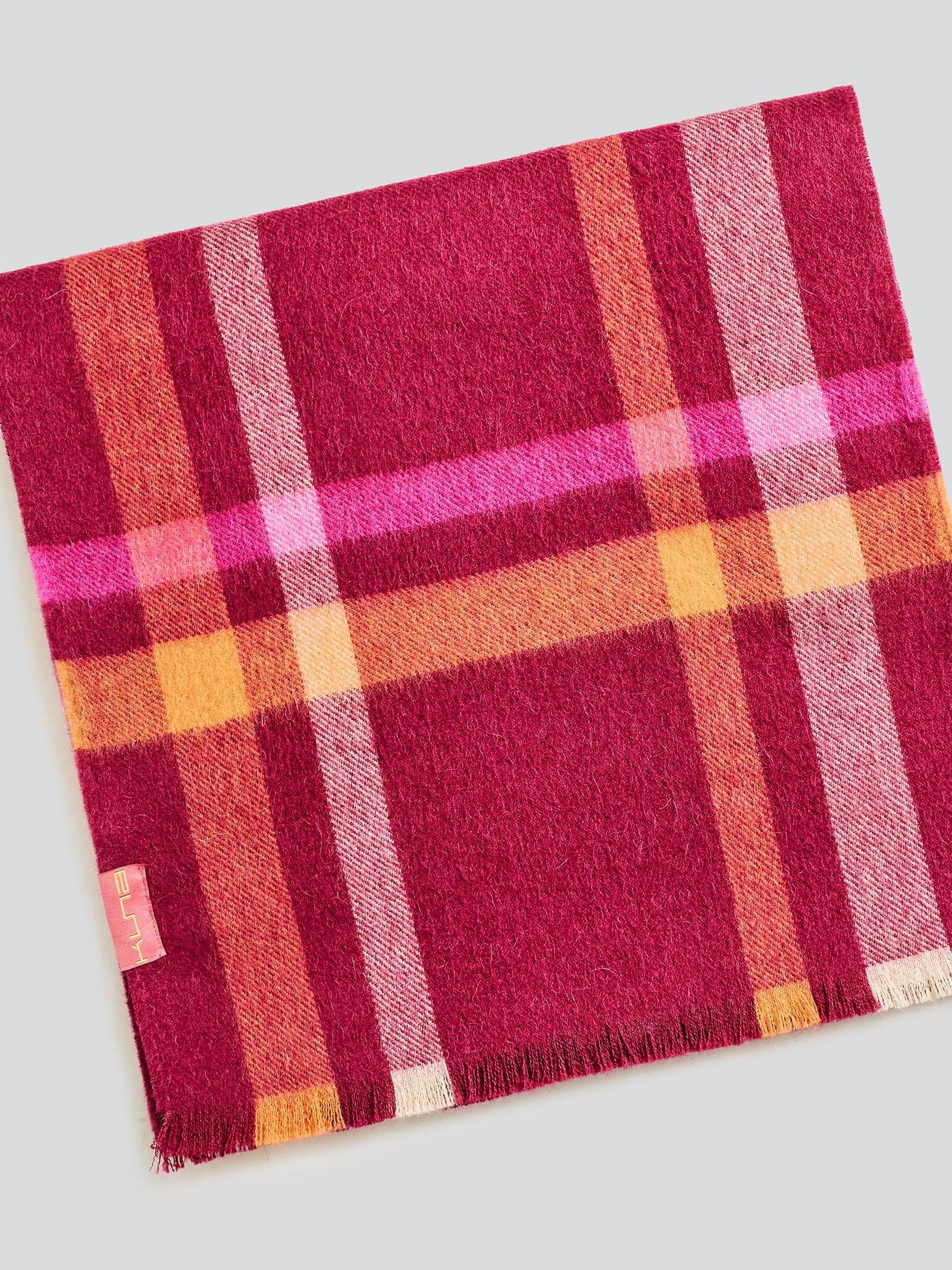 Vallejos Baby Alpaca Scarf in Cherry Color