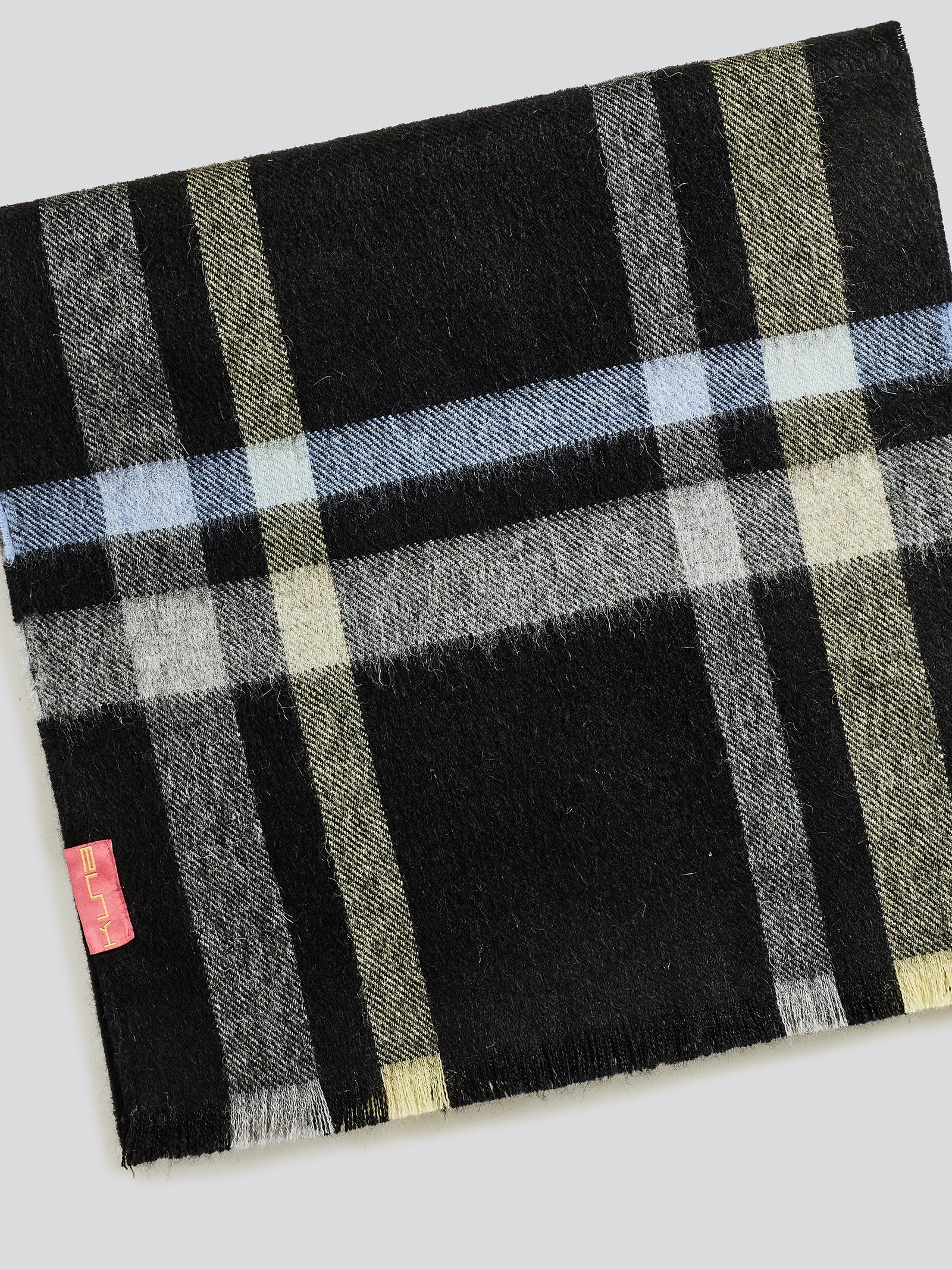 Chalina Vallejos De Baby Alpaca Color Negro