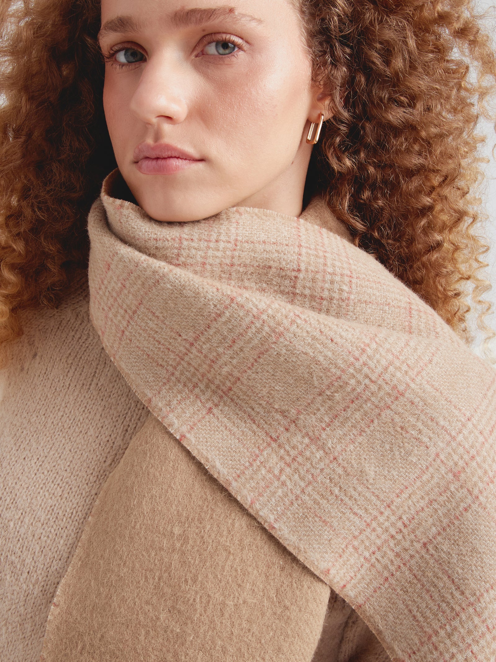 Chalina Cierto De Baby Alpaca Color Camel