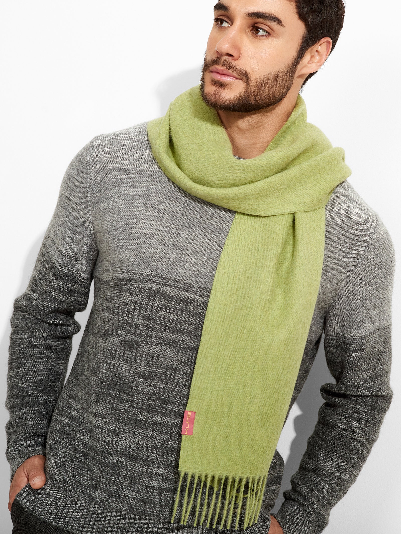 Chalina Zeta De Baby Alpaca Color Verde