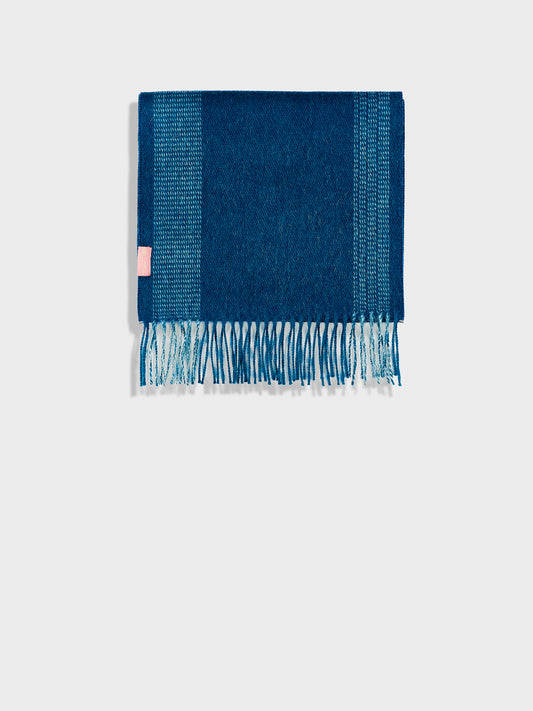 Chalina Zarick De Baby Alpaca Color Azul