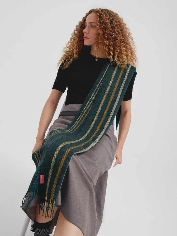 Chalina Cedar De Baby Alpaca Color Verde