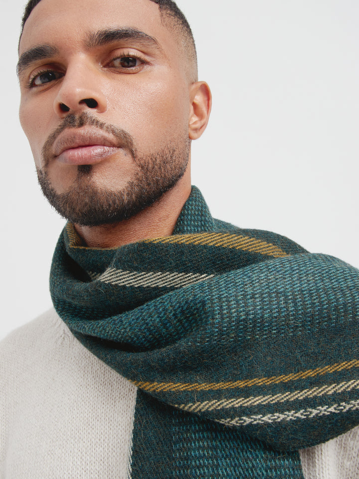 Chalina Cedar De Baby Alpaca Color Verde