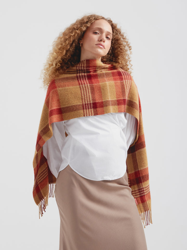 Chalina Check De Baby Alpaca Color Amarillo