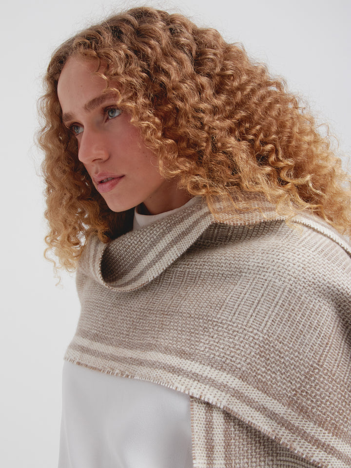 Chalina Chambi De Baby Alpaca Color Beige