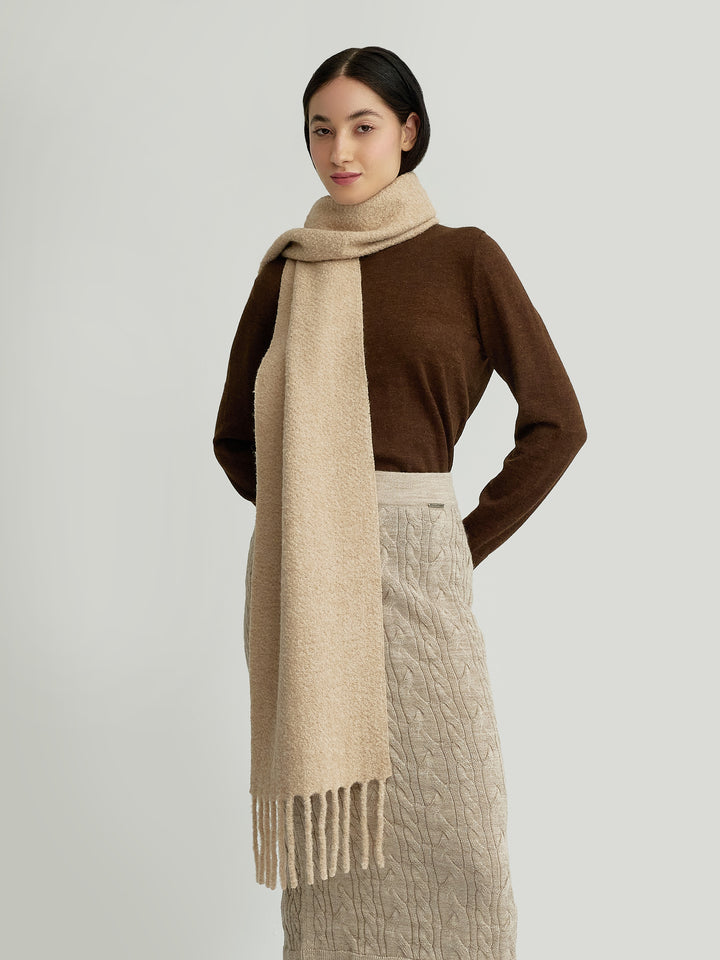 Yamileth Scarf Made of Baby Alpaca &amp; Wool in Beige