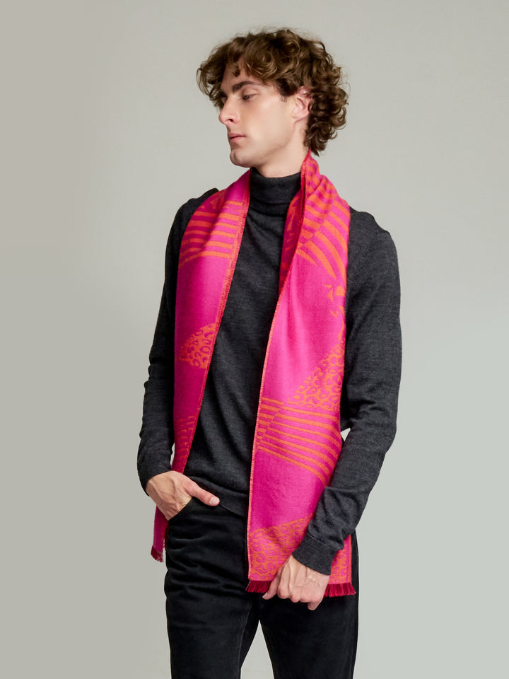 Yogi Scarf Made of Baby Alpaca in Fuchsia Color