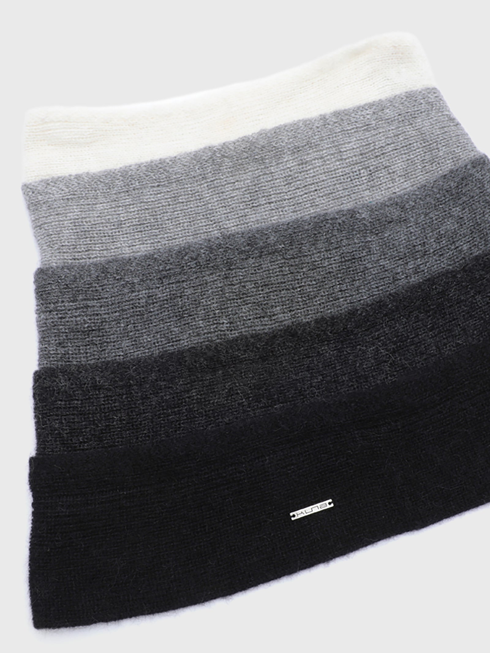 Chalina Tzar De Baby Alpaca Color Negro