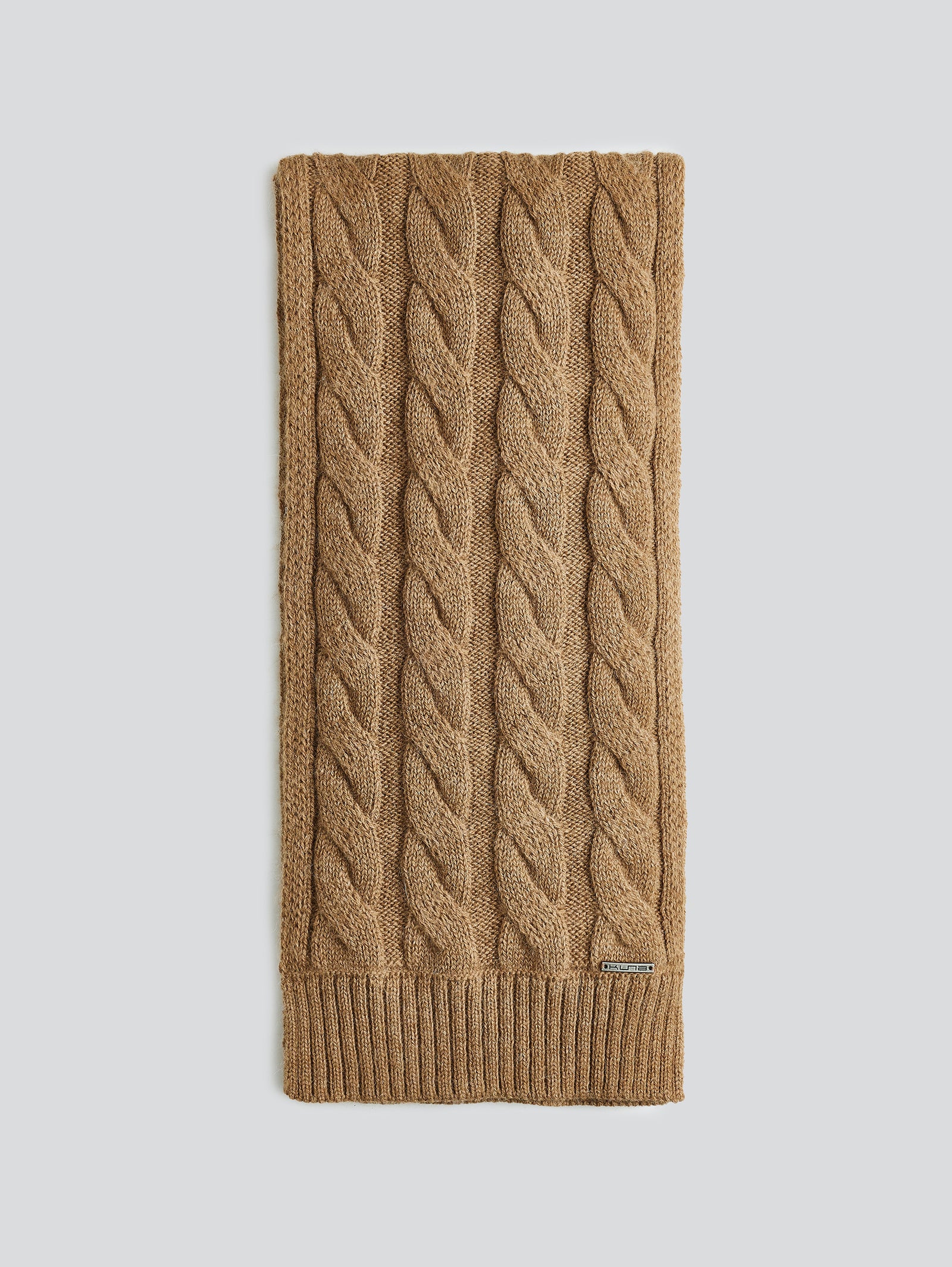 Chalina Yarela De Baby Alpaca Color Camel
