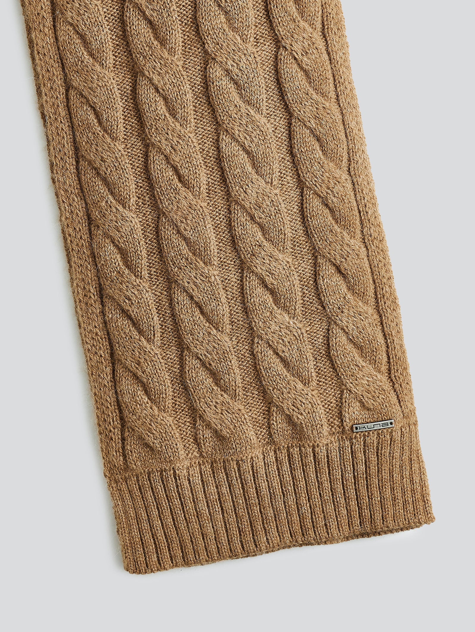 Chalina Yarela De Baby Alpaca Color Camel