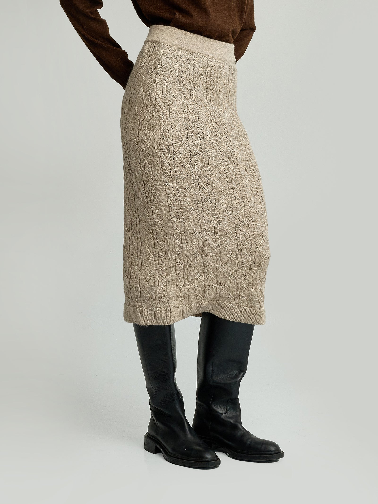 Yanina Skirt Made of Baby Alpaca in Beige
