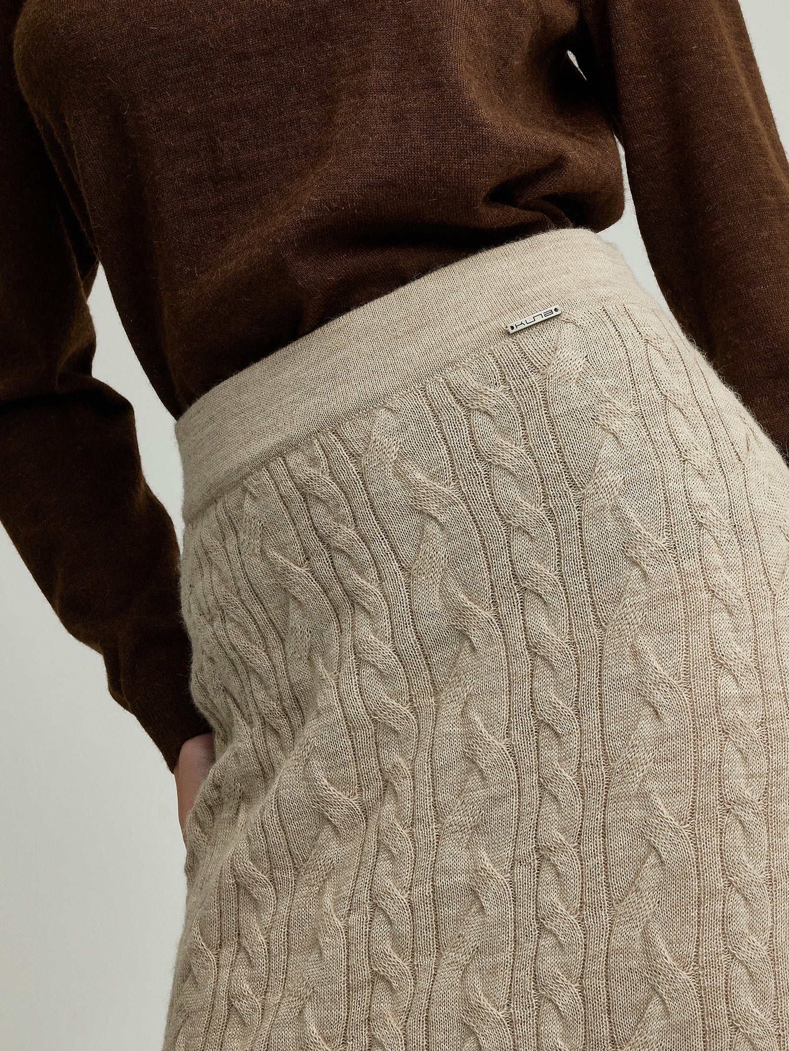 Yanina Skirt Made of Baby Alpaca in Beige